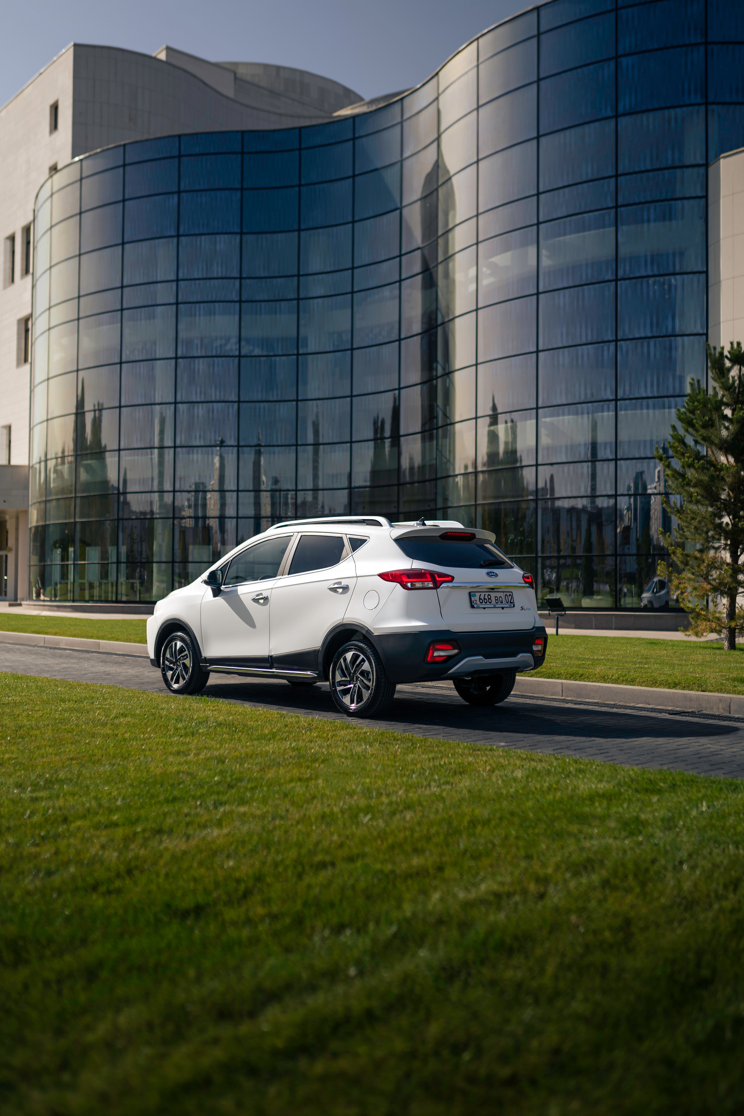 JAC S3 Pro. Чен Станислав | Автомобильный фотограф | Алматы, Казахстан