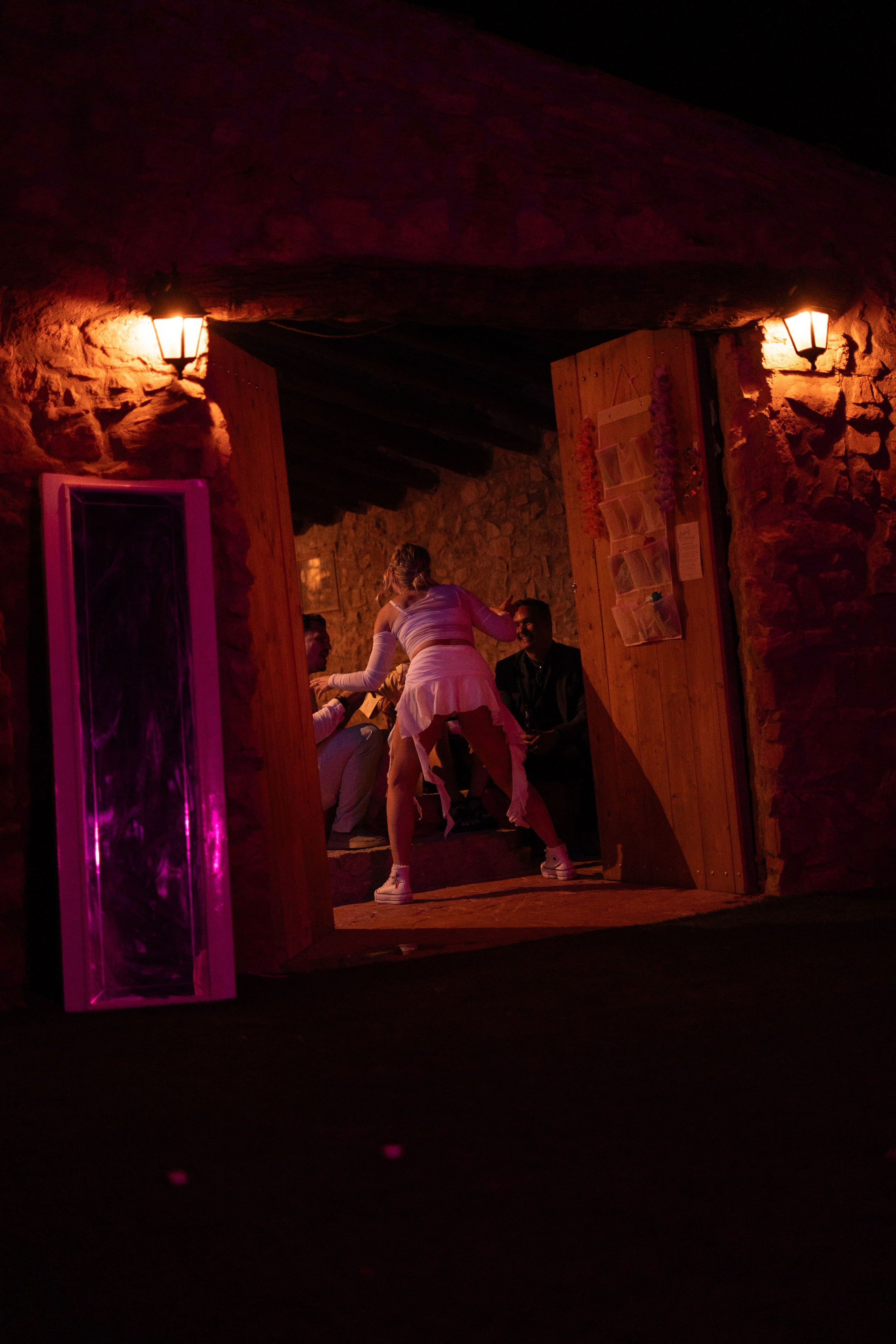 Stasy and Roberto. Wedding Photographer in Barcelona and Medellin