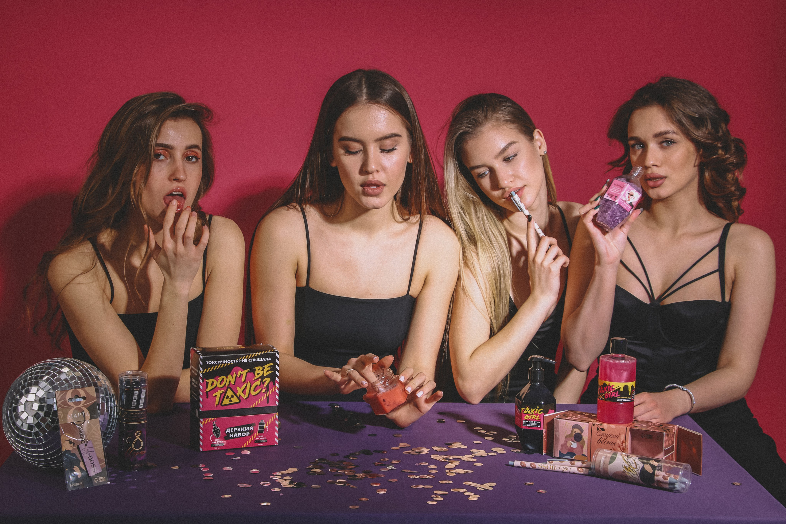 Разработки 8 марта. Фотограф для различных событий, проектов, маркетплейсов, сайтов и мероприятий в Екатеринбурге