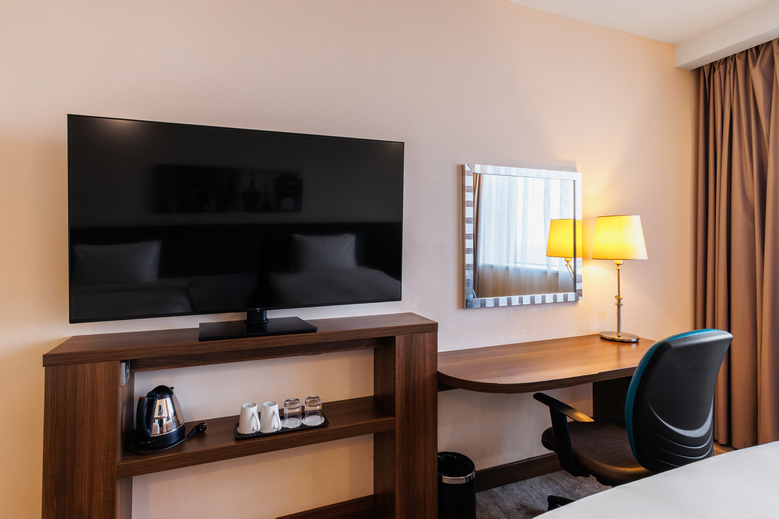 Hampton by Hilton Saint Petersburg ExpoForum 3*. Коммерческий фотограф в Санкт-Петербурге | Фуд, интерьерная и рекламная съемка | Влад Жолудев