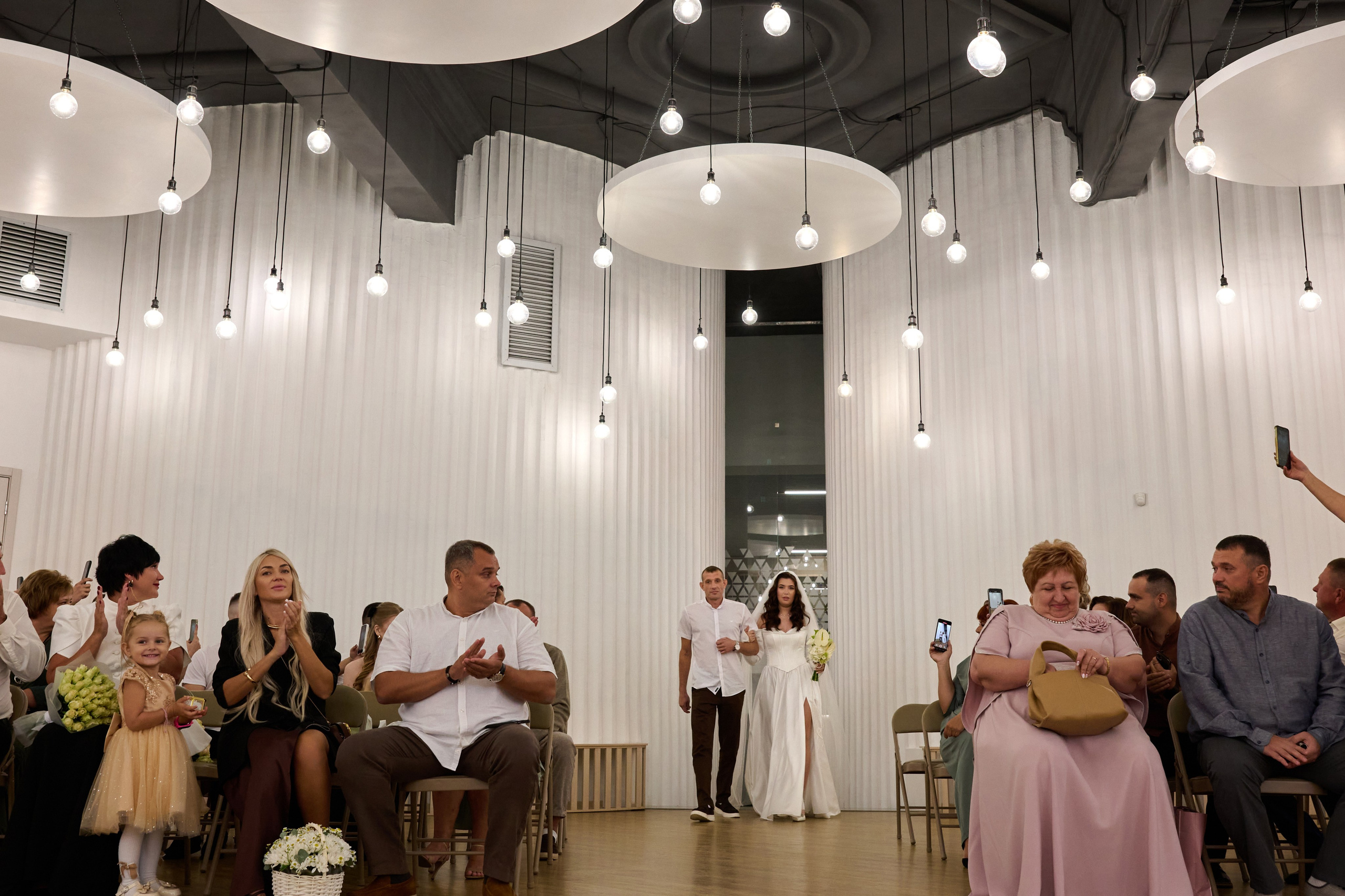 Свадьба Дениса и Валерии в Старом Осколе. Профессиональный фотограф Старый Оскол, Губкин — свадьба, венчание, крещение, юбилей и день рождения