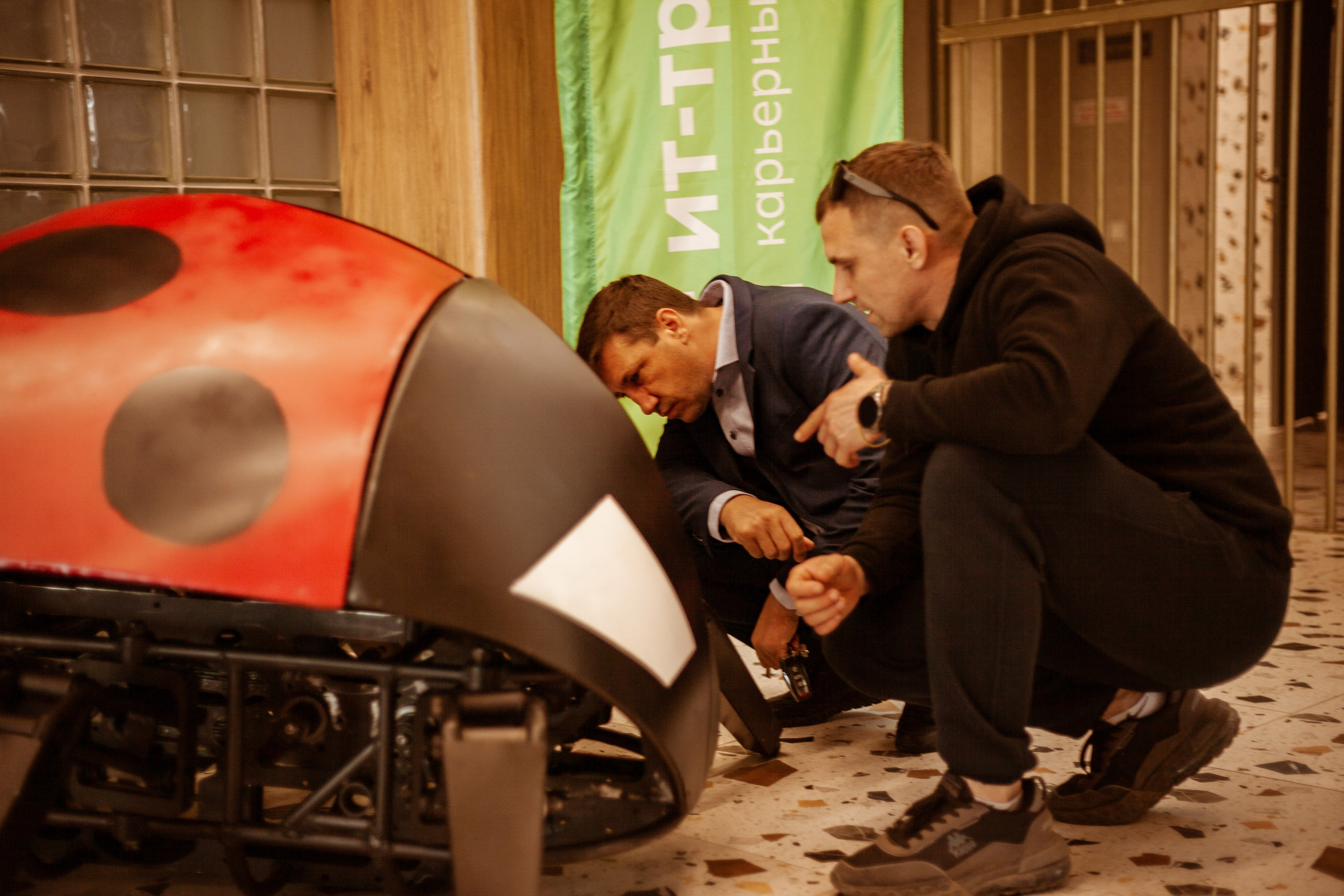 Oscol robotics, битва роботов и карьерный форум. Фотограф Старый Оскол Мавлыга Мария