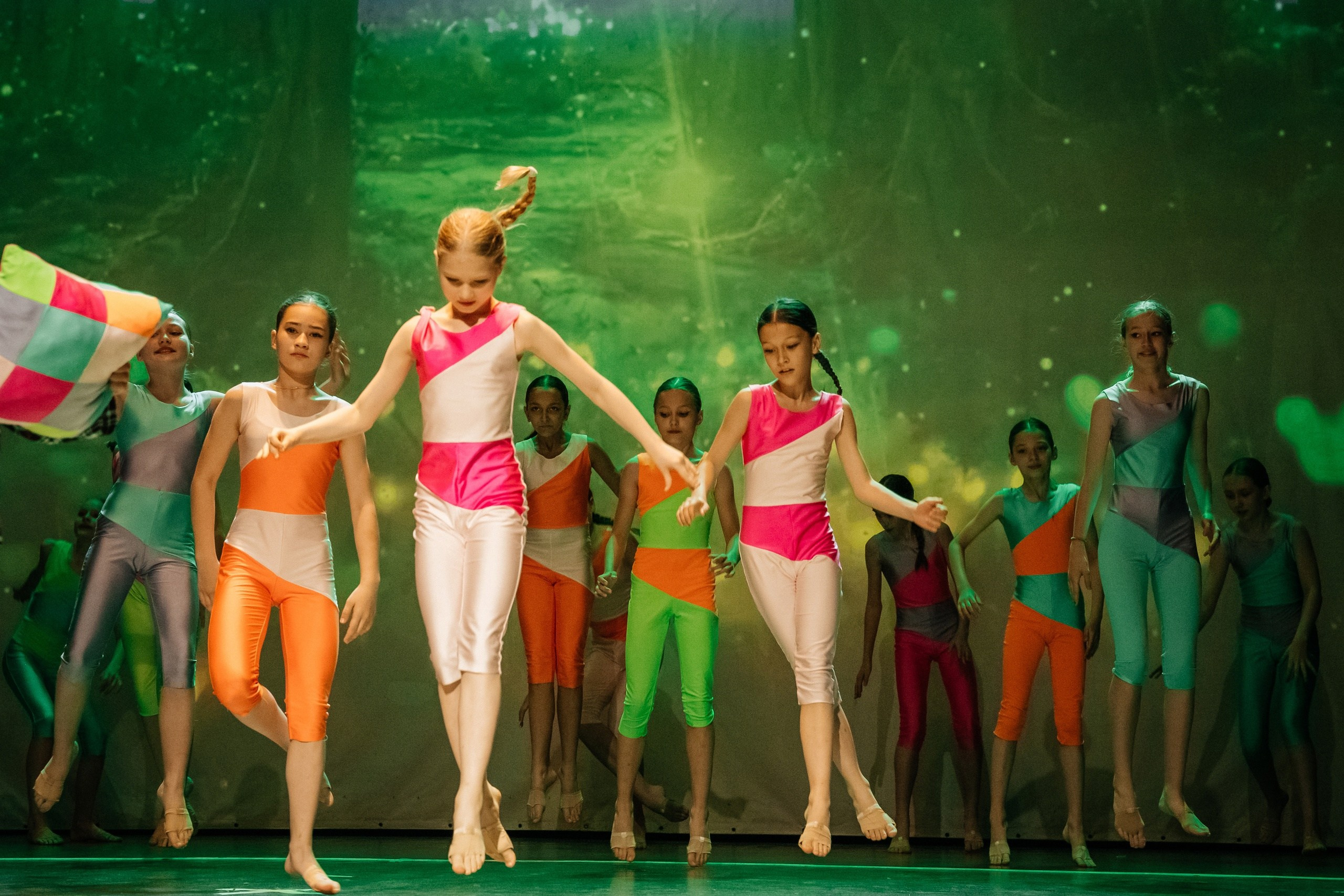 Танцы. Фотограф Елена Рогашкова