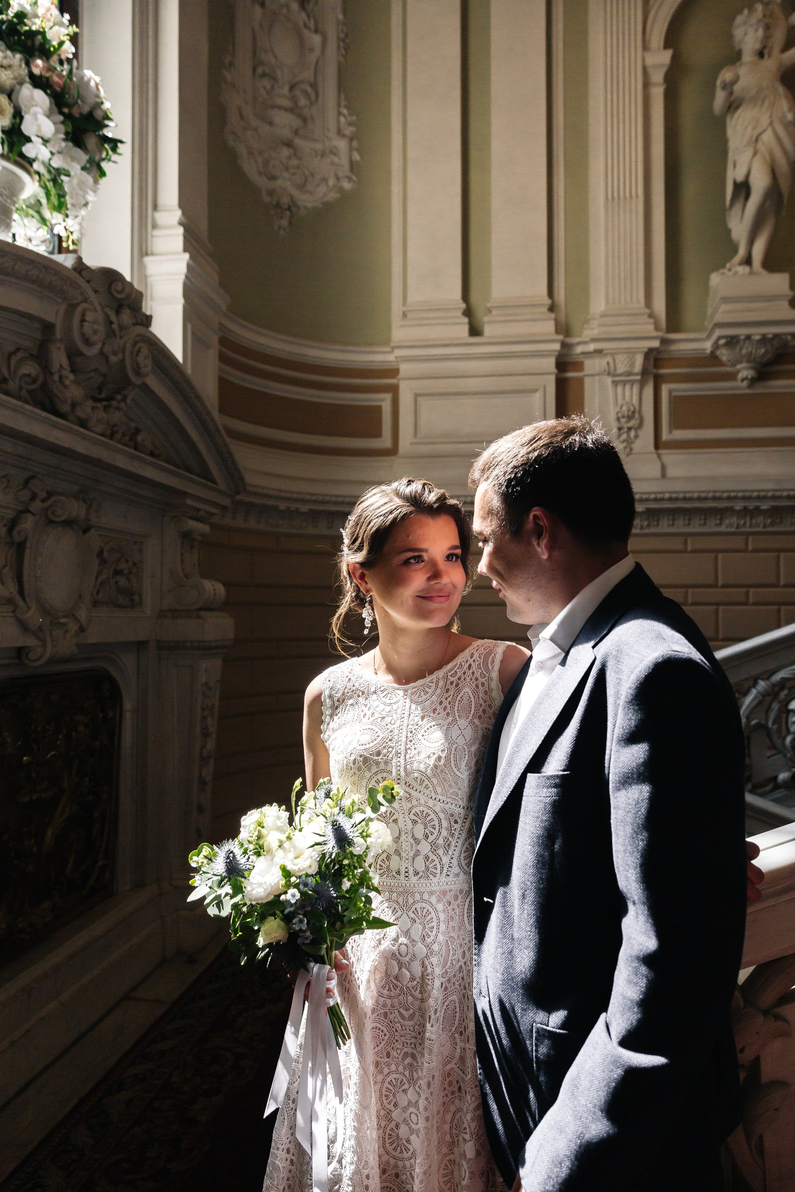 ДВОРЕЦ № 1 | Июль, Исаакиевская площадь. Свадебный фотограф в Санкт-Петербурге Полина Корзухина