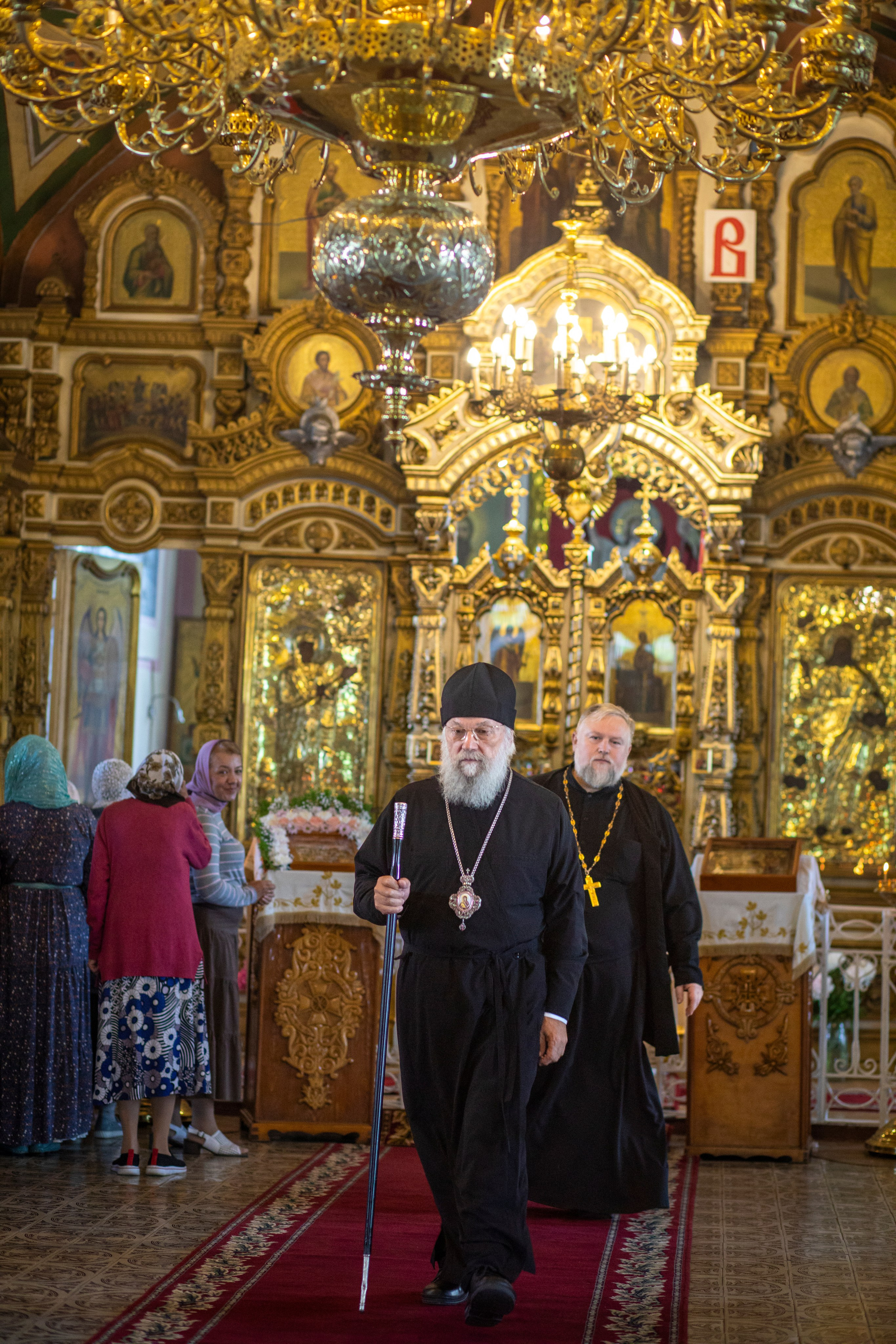 Служба епископа Александровского и Юрьев-Польского Иннокентия. Арт- фотограф Москва