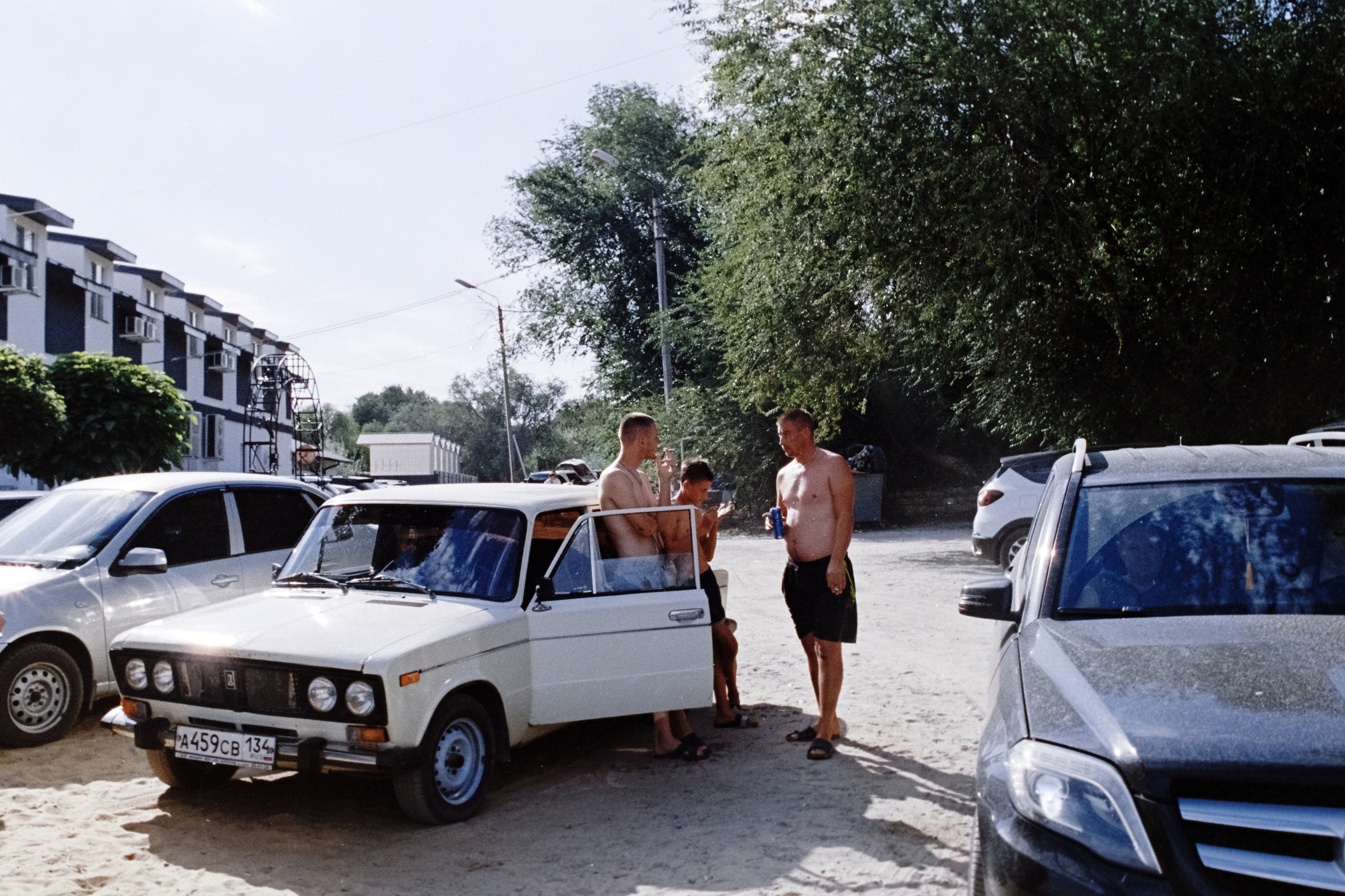 2022. Евгений Холодок