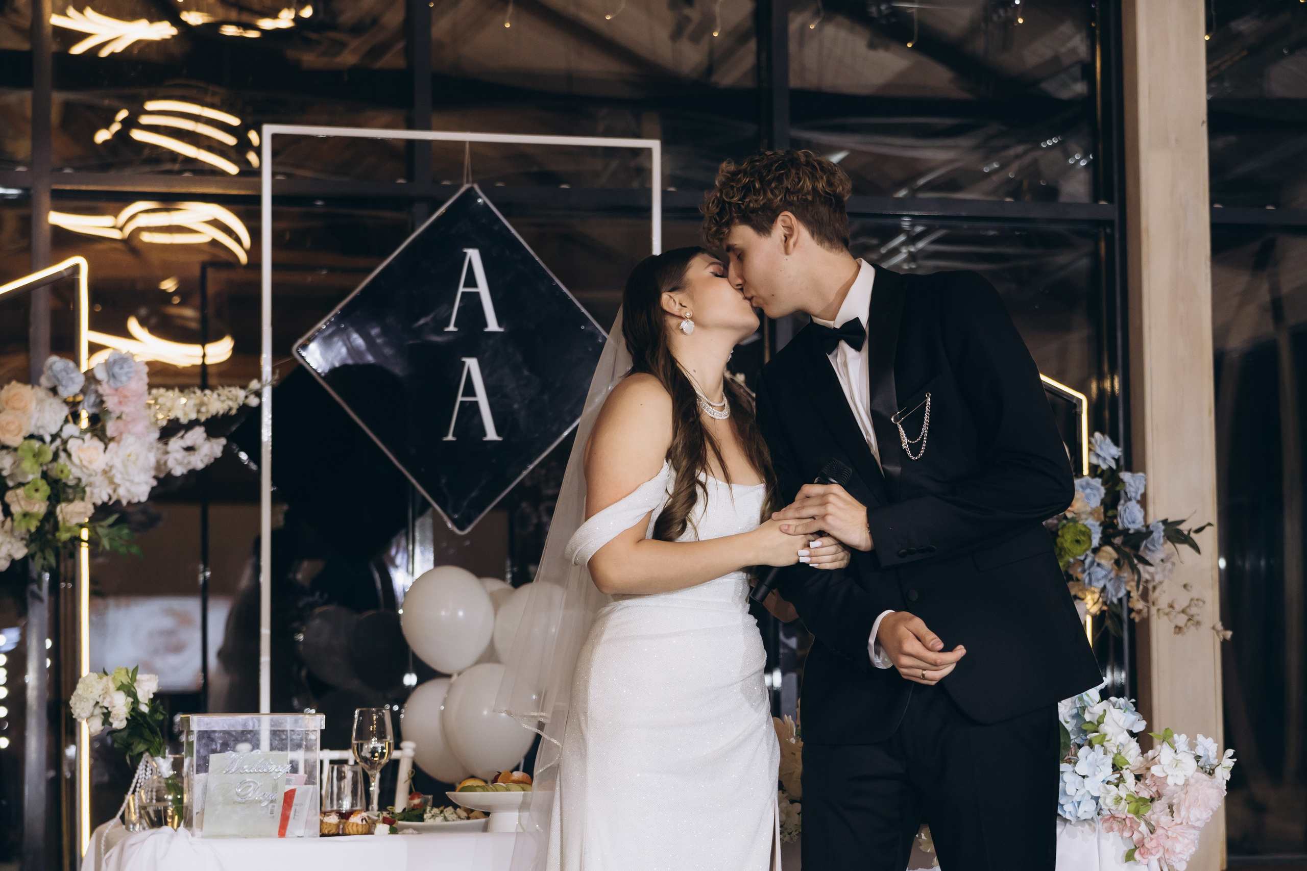 03.08.25 Артем & Анастасия. Свадебный и семейный фотограф в Новосибирске Дарья Кель