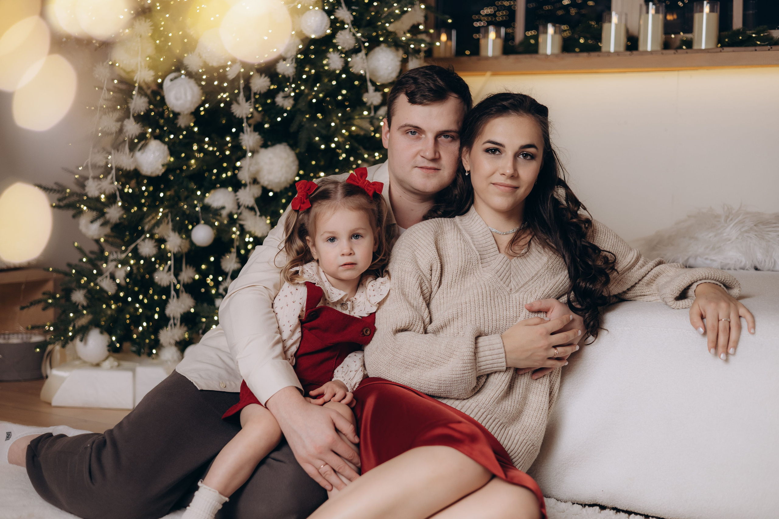 Ирина, Вадим и Милана. Свадебный и семейный фотограф в Новосибирске Дарья Кель