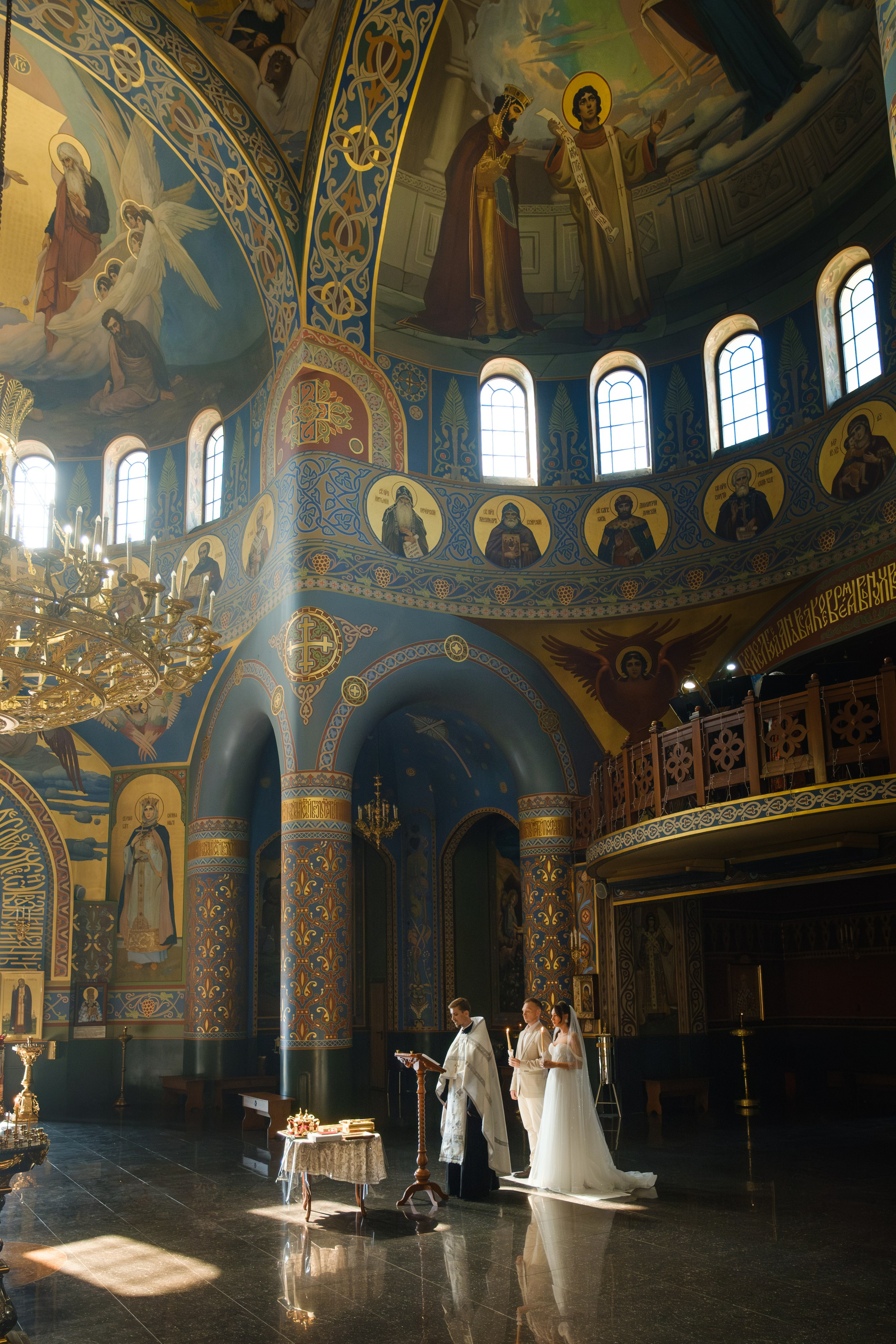 Две Здезды — Храм 19 века. Свадебный Видеограф Фотограф в Сочи