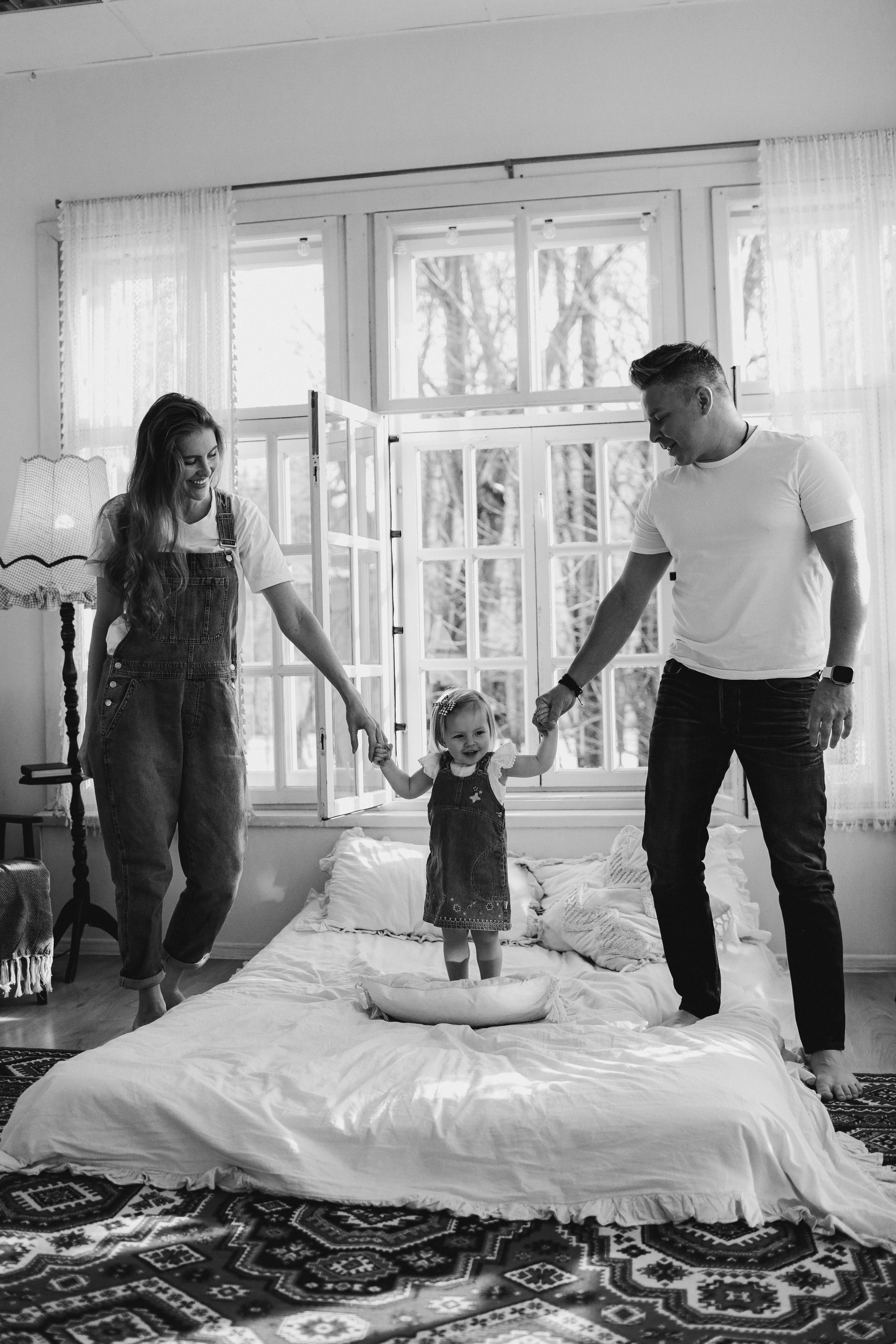 Миша, Катя, Лера. Главная