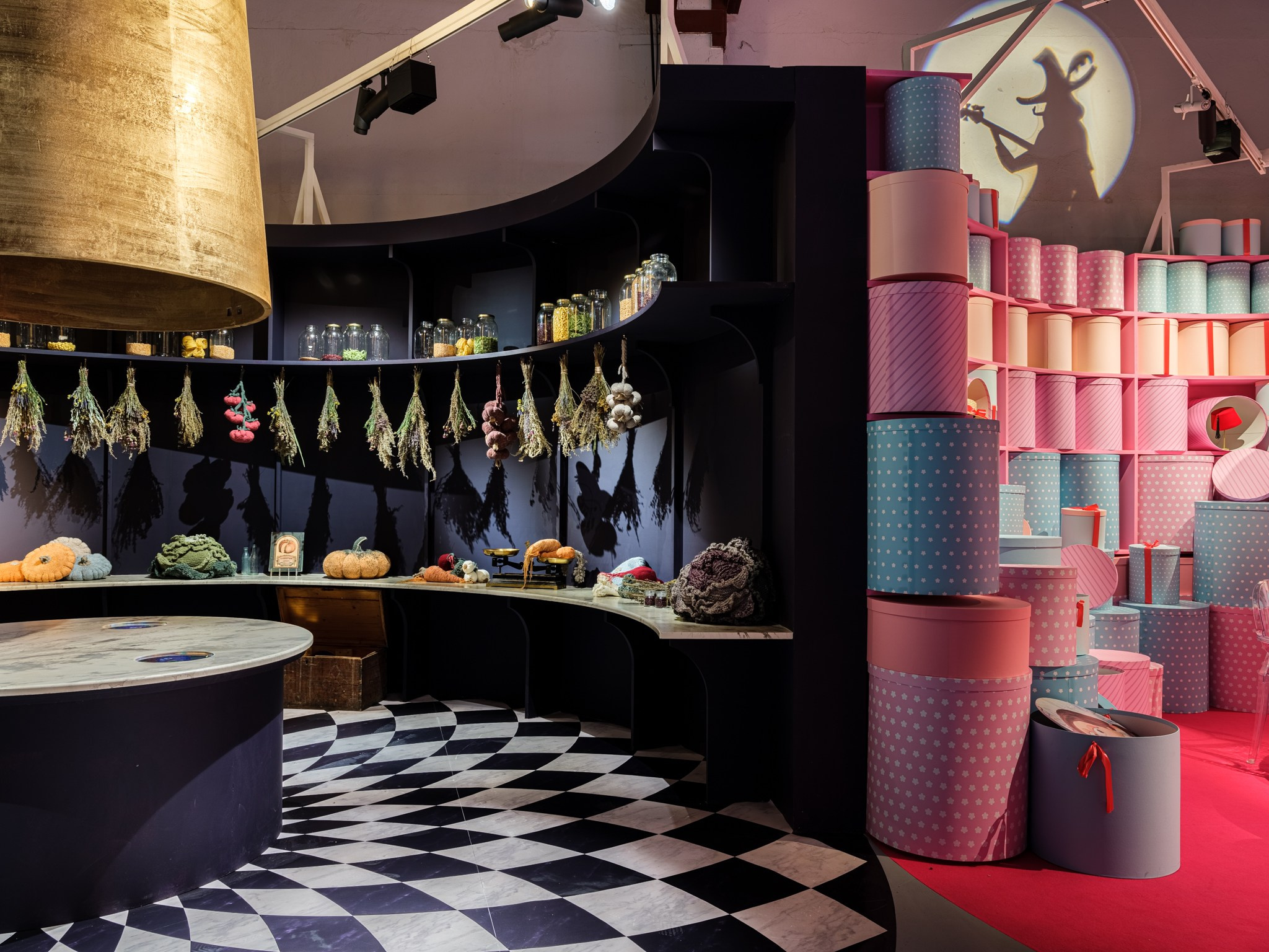 Выставка «Смешарики. Искусство быть круглым» Москва, Хлебозавод № 9 Planet9 2023. Фотограф Василий Буланов