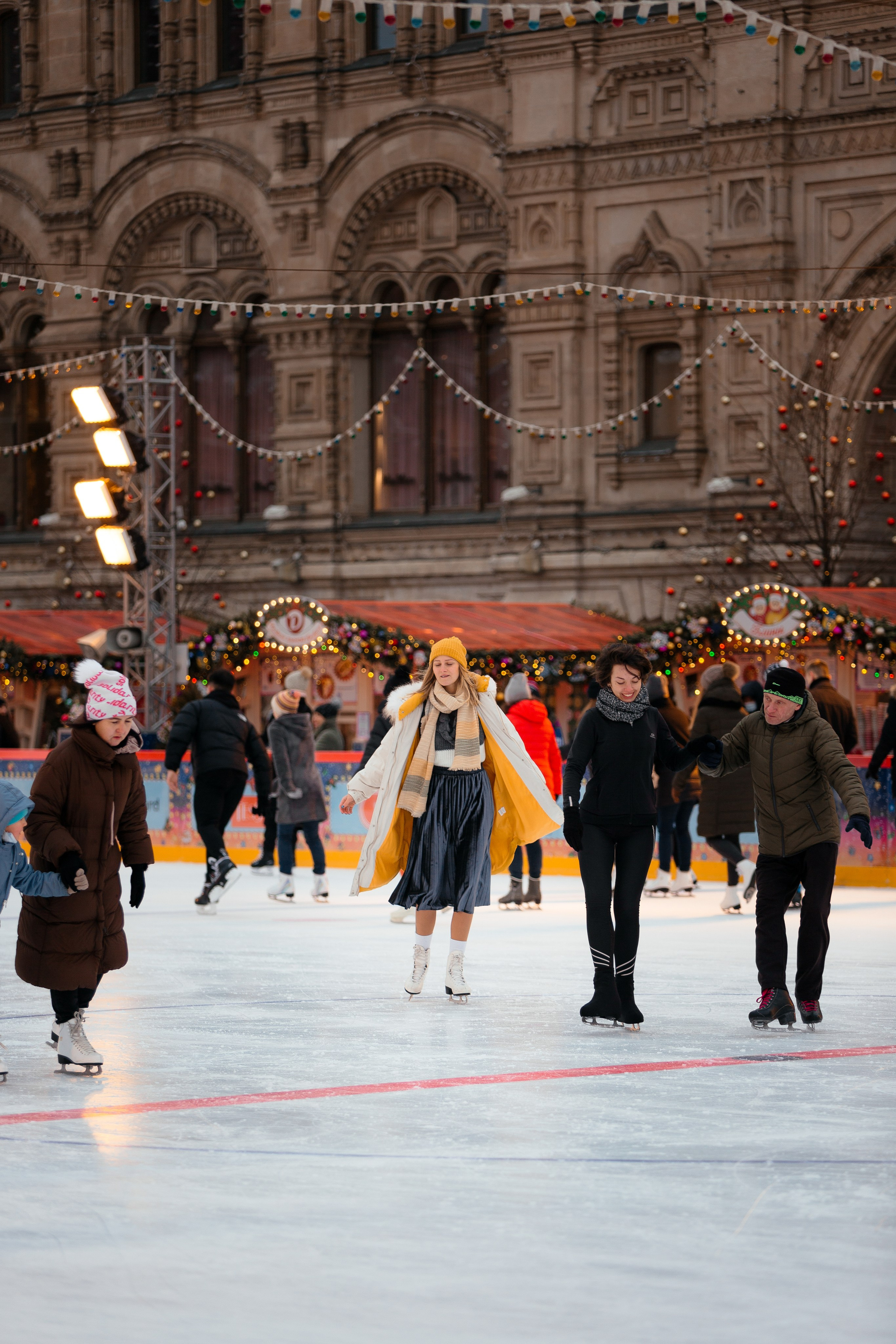 ГУМ-каток. Фототерапевт Ева Бунеева