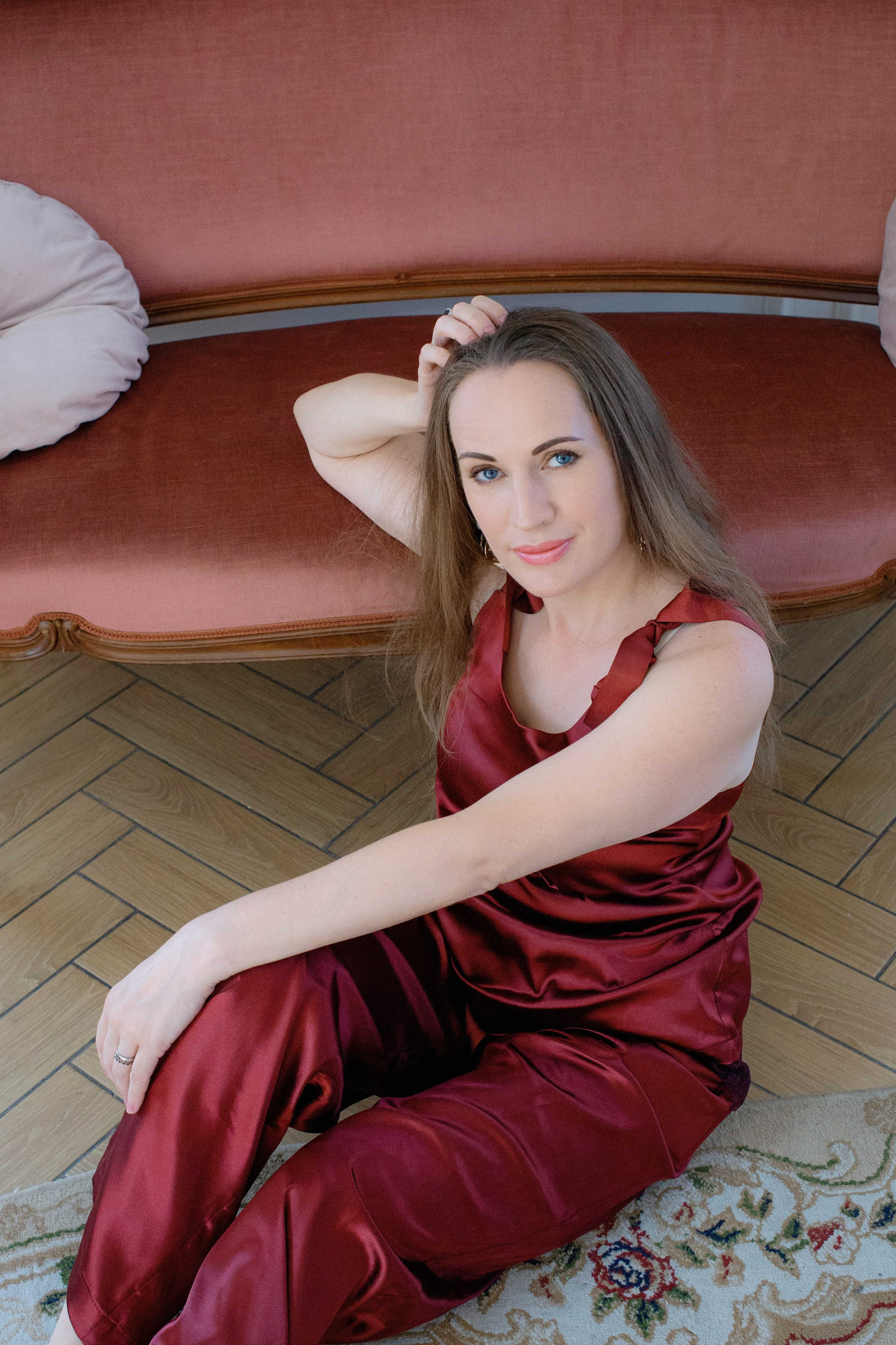 Личная история в кадре. Женская съемка в Санкт-Петербурге. Портретные фотосессии, контент-съемки, репортаж