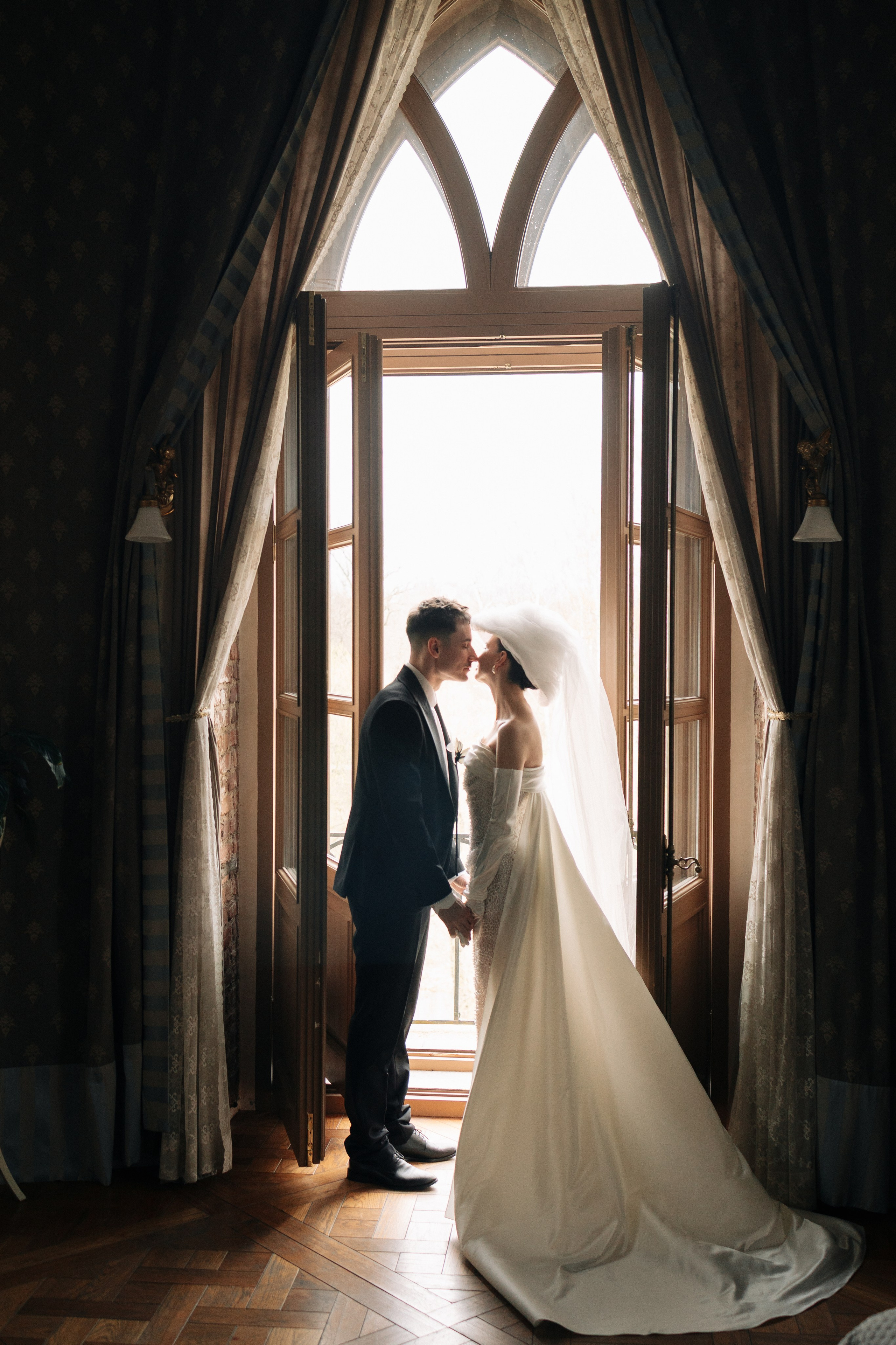 Любовь Милы и Кирилла. Свадебный и прогулочный фотограф в Санкт-Петербурге Дарья Корель