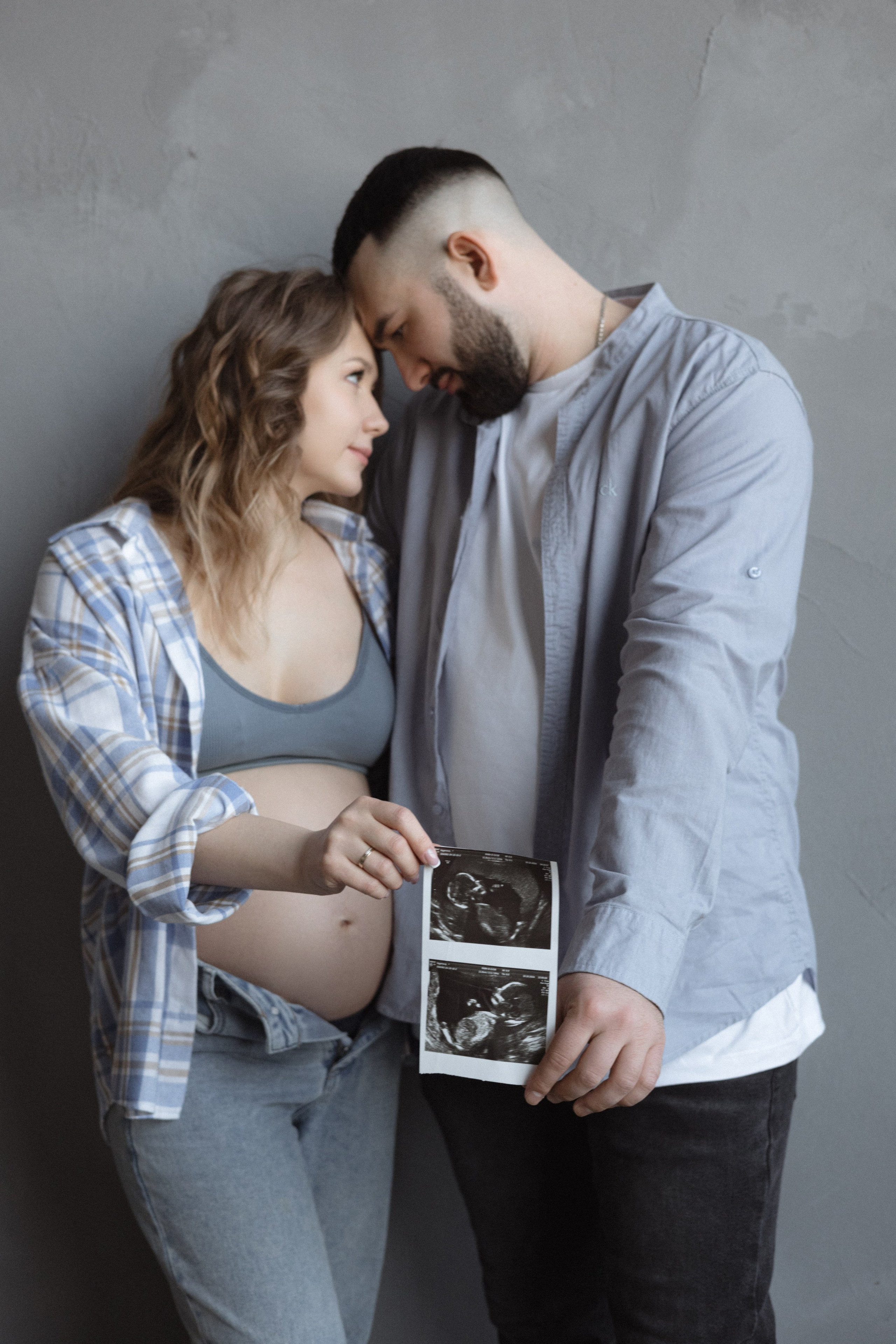 Фотосессия беременности в Красноярске — Vetaphoto. Фотограф беременности и новорожденных в Красноярске Вета Ланская