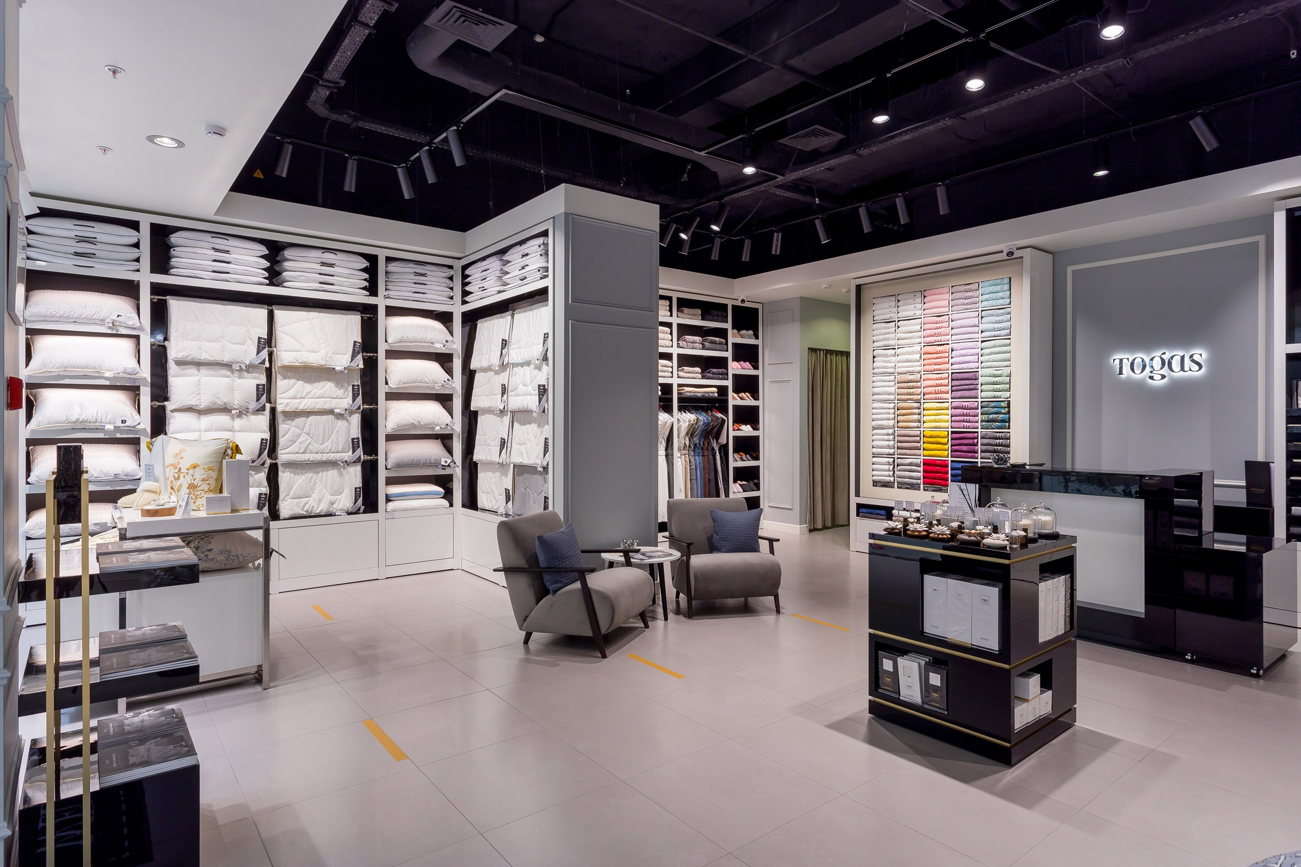 Shops. Interior photographer Vitalii in Portland and Vancouver