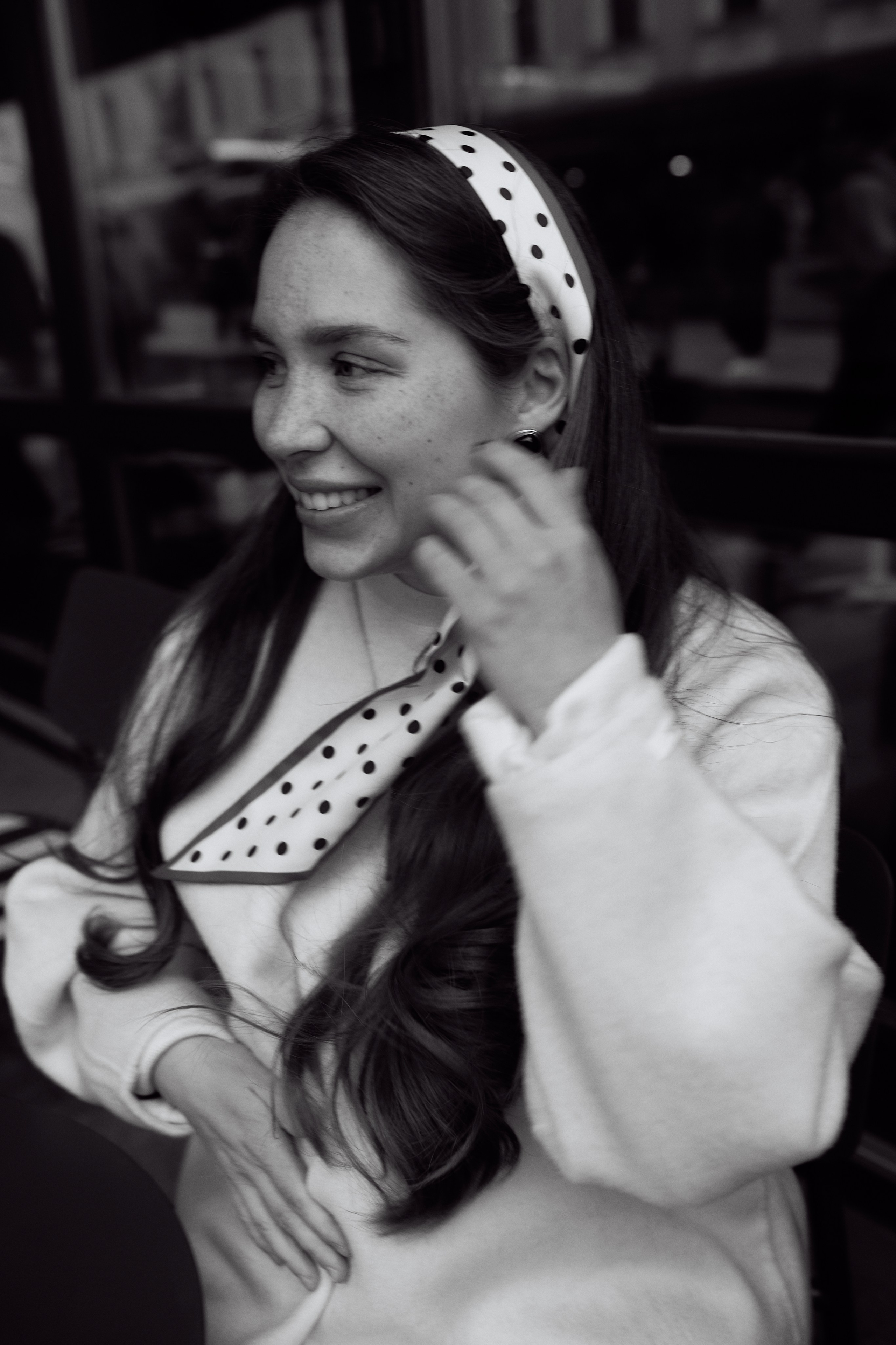 Оля на прогулке по городу. Семейный и свадебный lifestyle-фотограф в Москве Мария Петрова