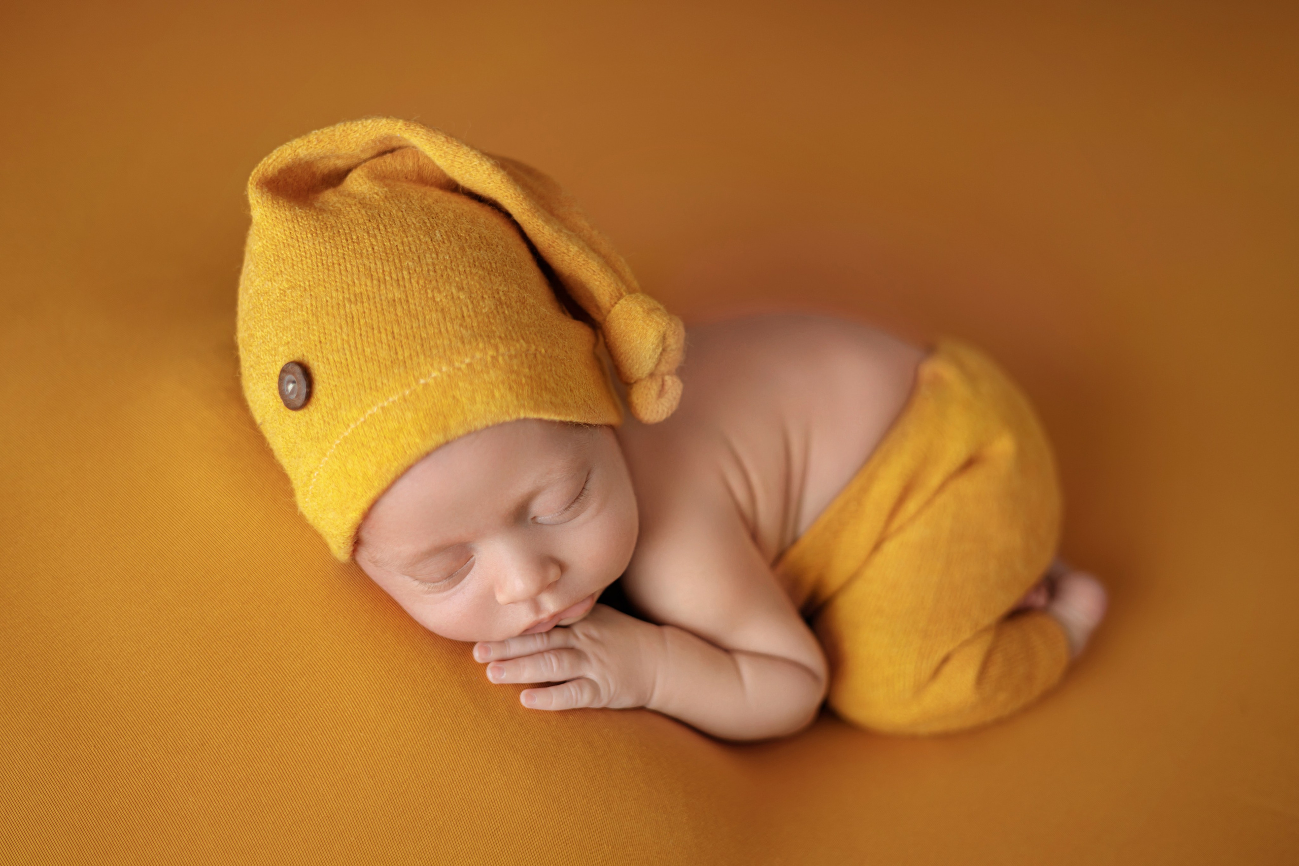 Умар. Евгения Горбунова фотограф новорожденных в Новом Уренгое