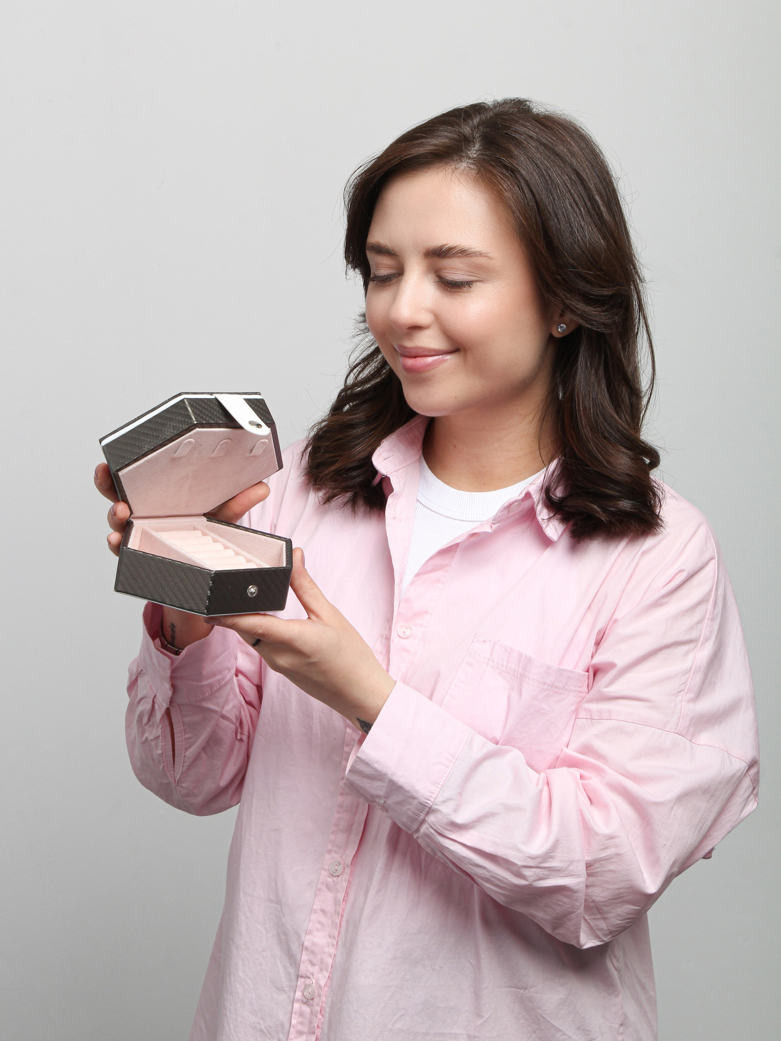 Фотосъемка шкатулок и сумок для каталогов | Кейс предметного фотографа. Предметный фотограф в СПб | Съемка для Wildberries, Ozon, рекламы | Алан Ульбашев