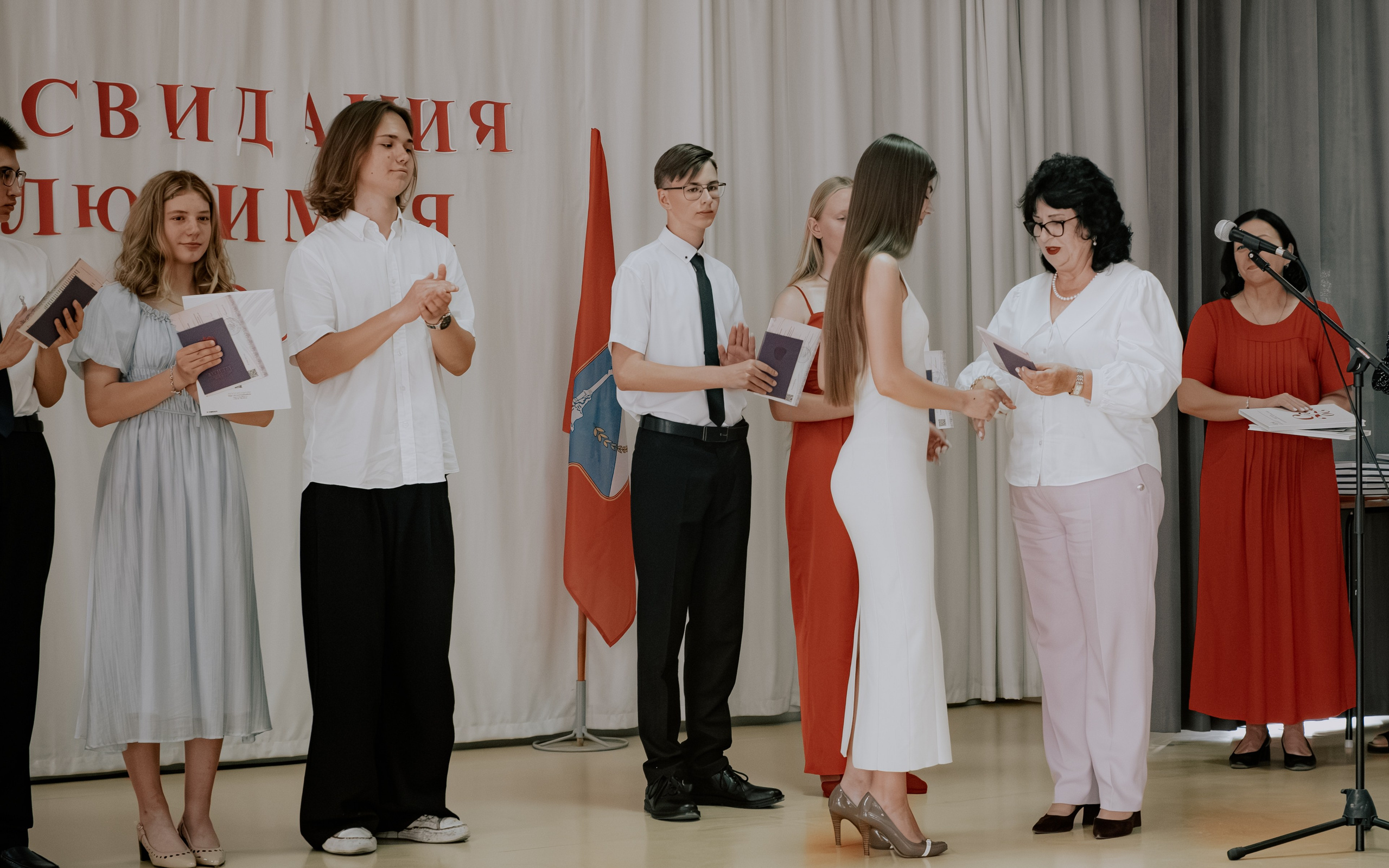 Кейс — Школьный выпускной. Коммерческий и Портретный Фотограф Симферополь Крым Максим Махо