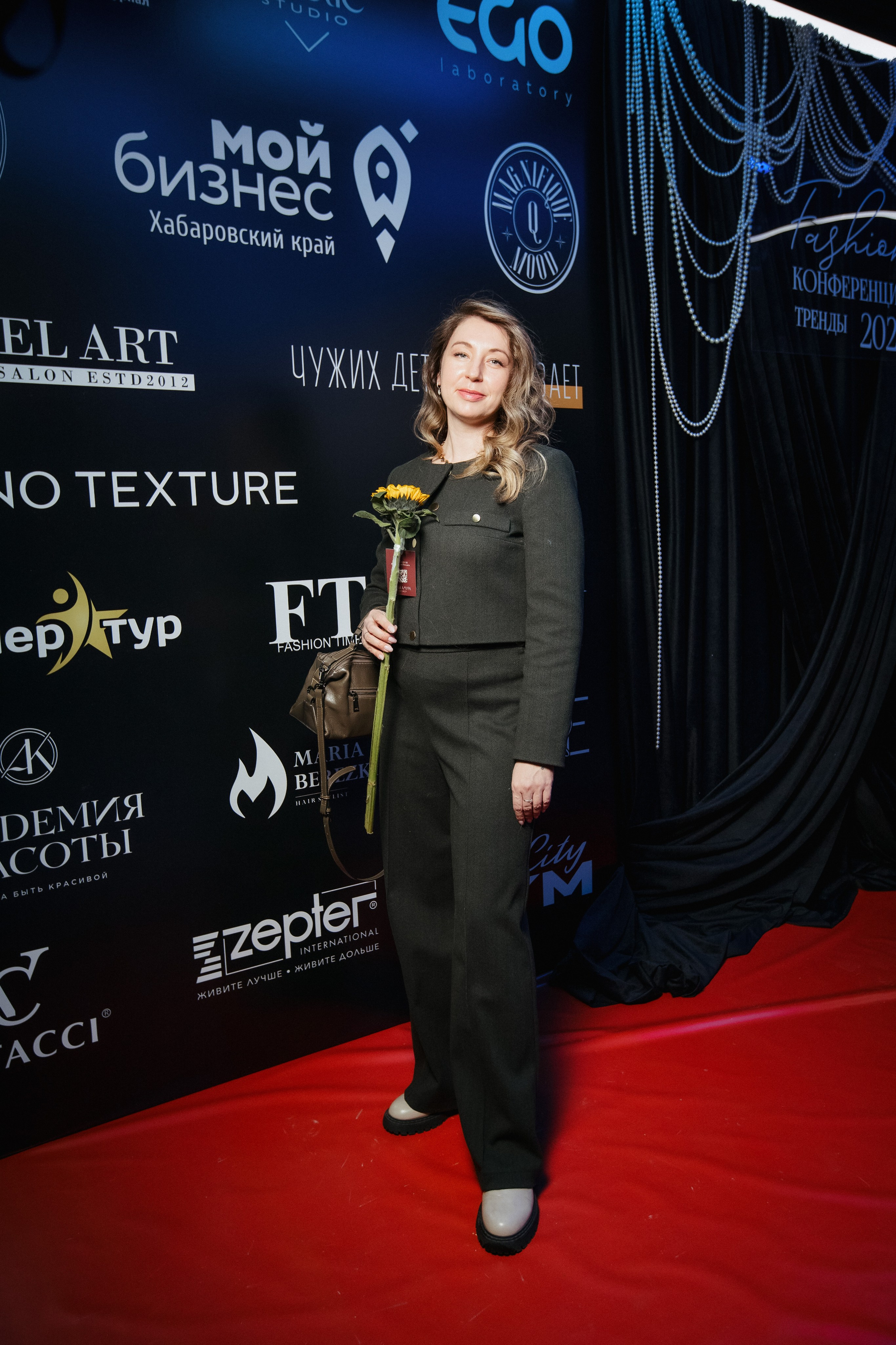 ФЭШН КОНФА. СВОИ. ФОТООТЧЕТЫ-СОБЫТИЯ-МЕСТА