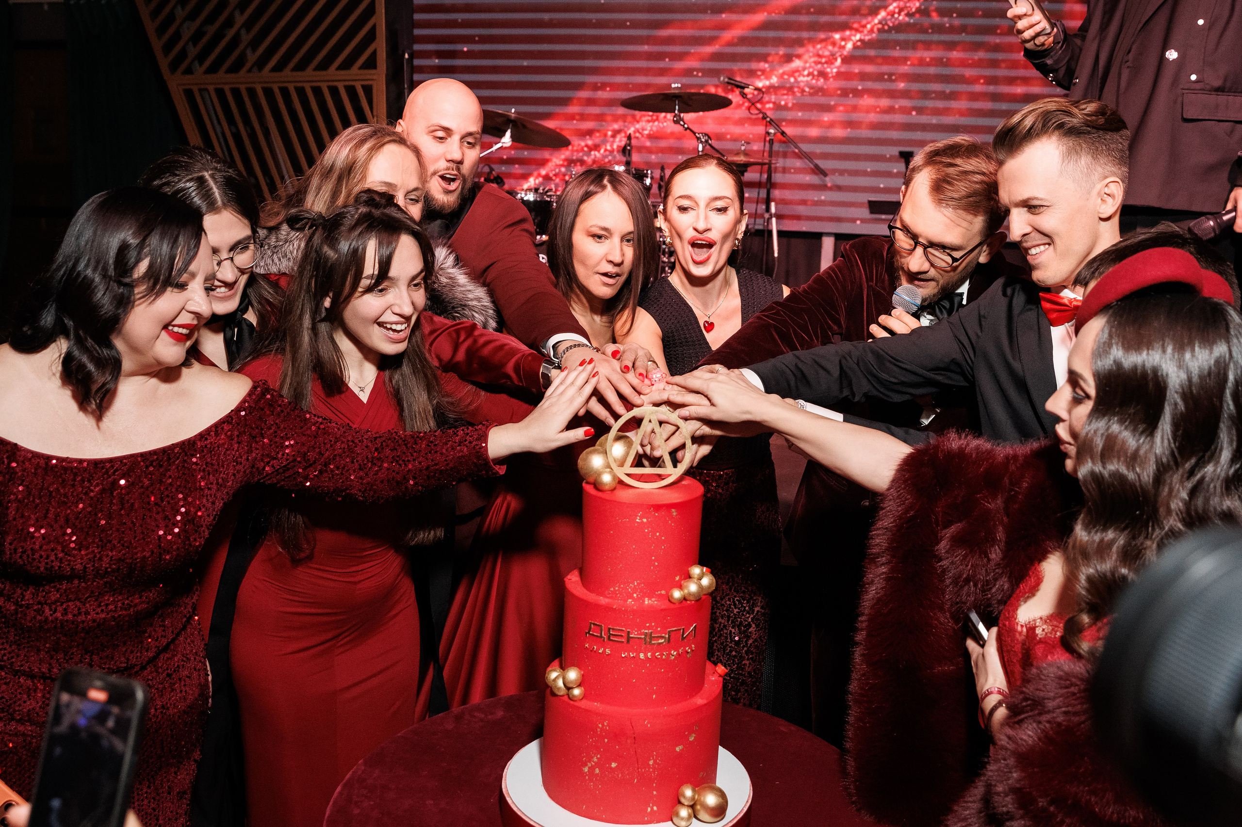 Новогодняя вечеринка клуба «Деньги»