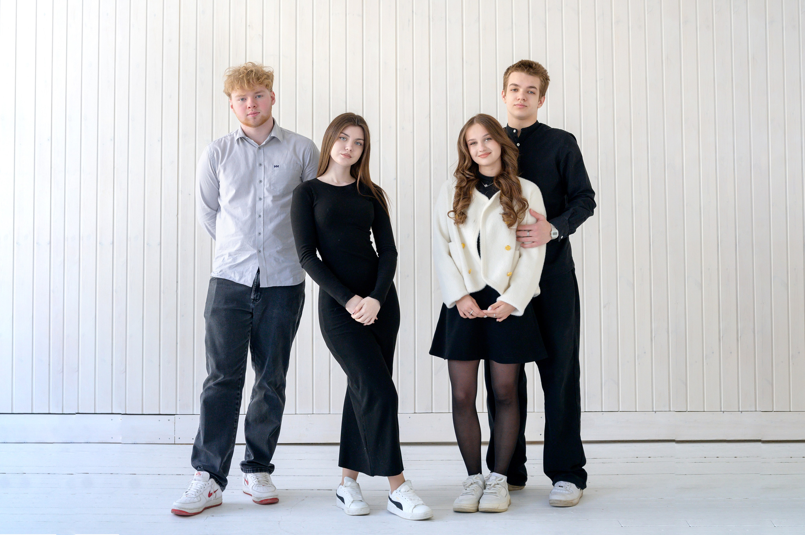 11 класс. студия. Фотограф новорожденных, семейный детский в Тюмени Татьяна Морозова