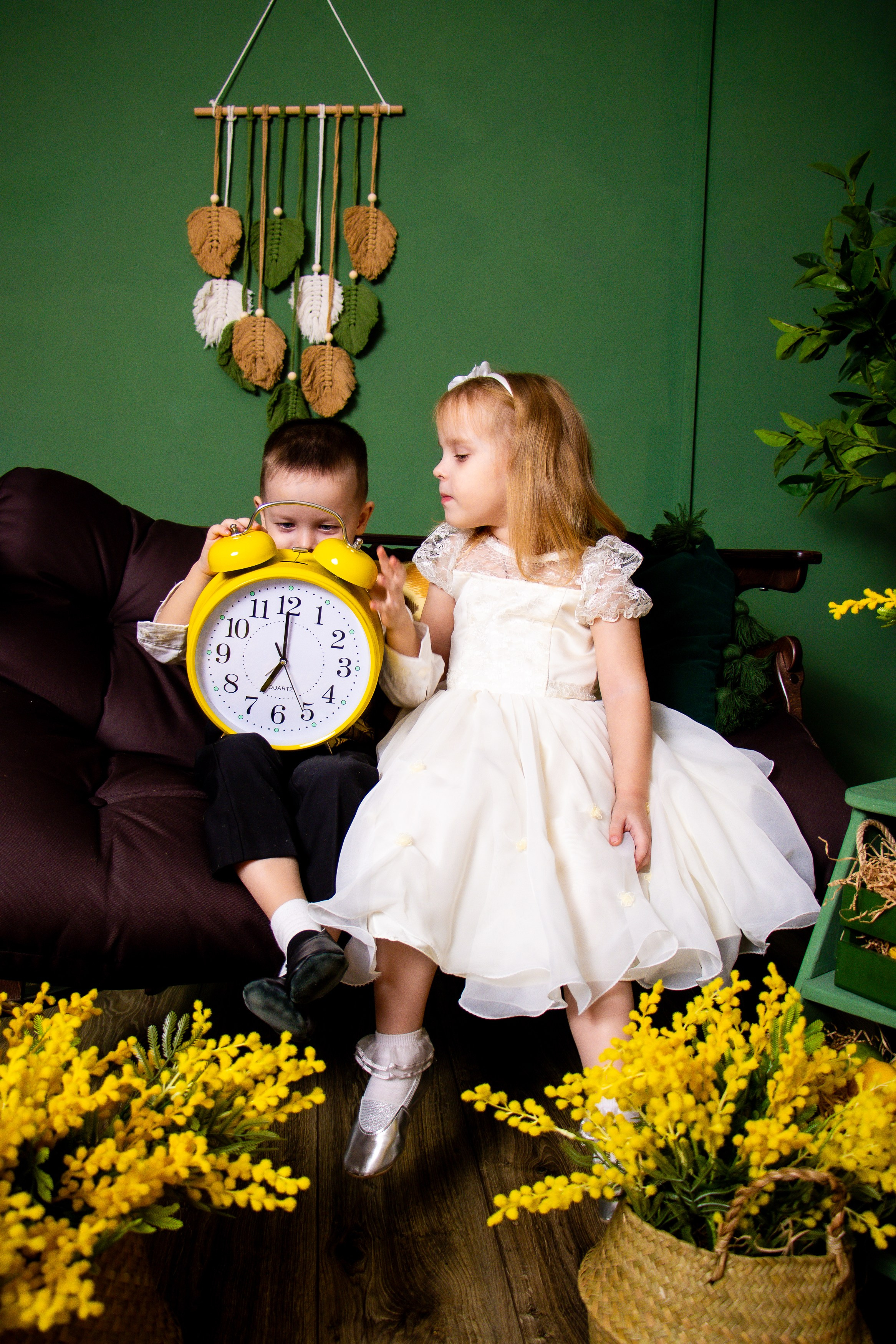 Семейная съемка с мимозой. Фотограф Татьяна Матрос