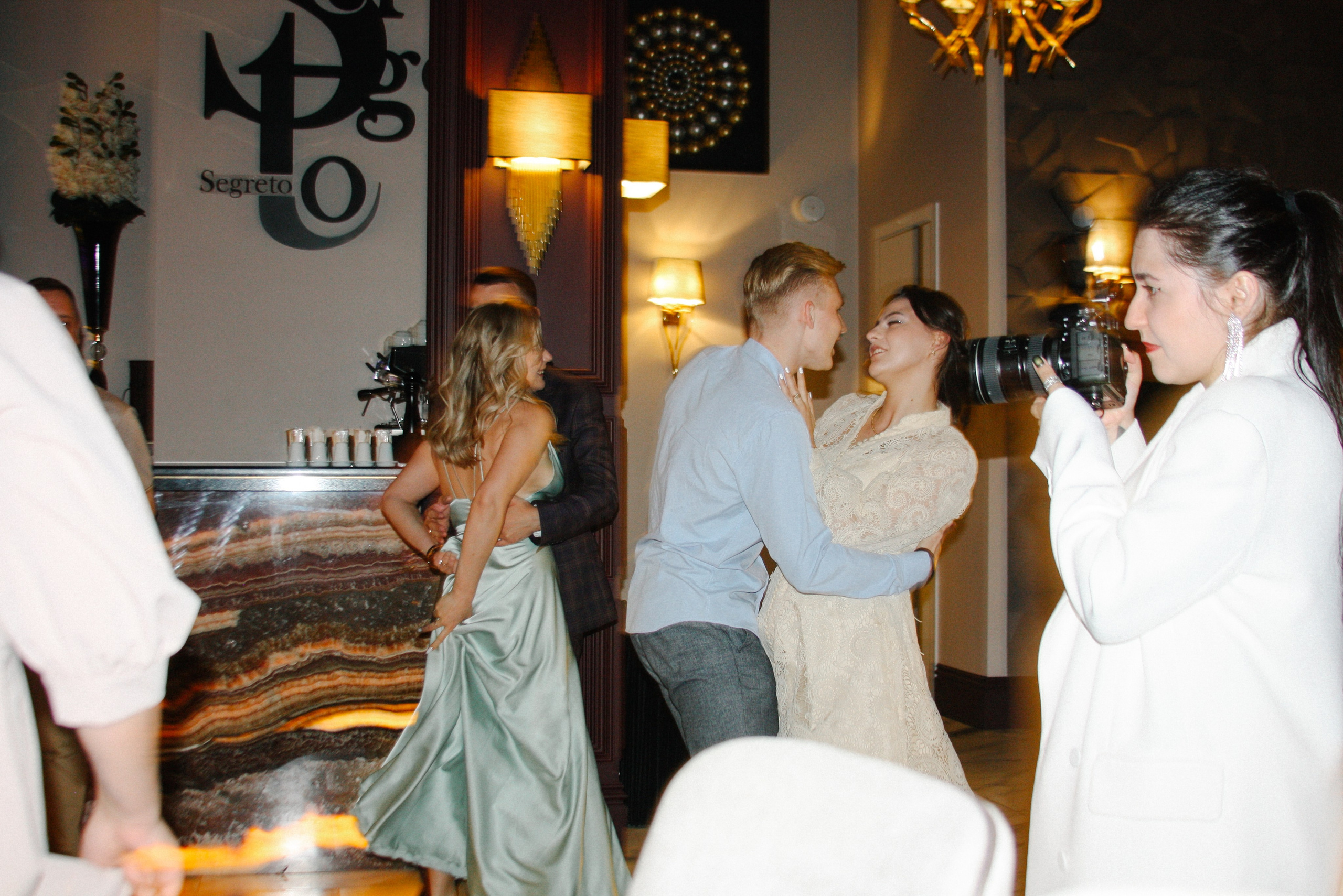 Виктор и Ангелина Банкет на 100 гостей Ресторан Segreto. Фотограф Лола Волна, город Москва