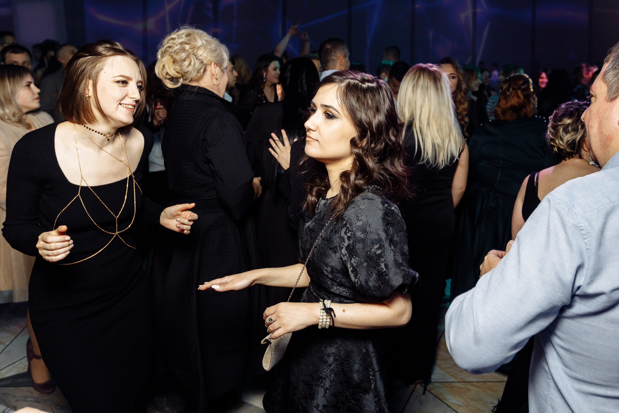 Корпоратив ПолСтраны. Свадебный и портретный фотограф в Королёве Сергей Чихарев