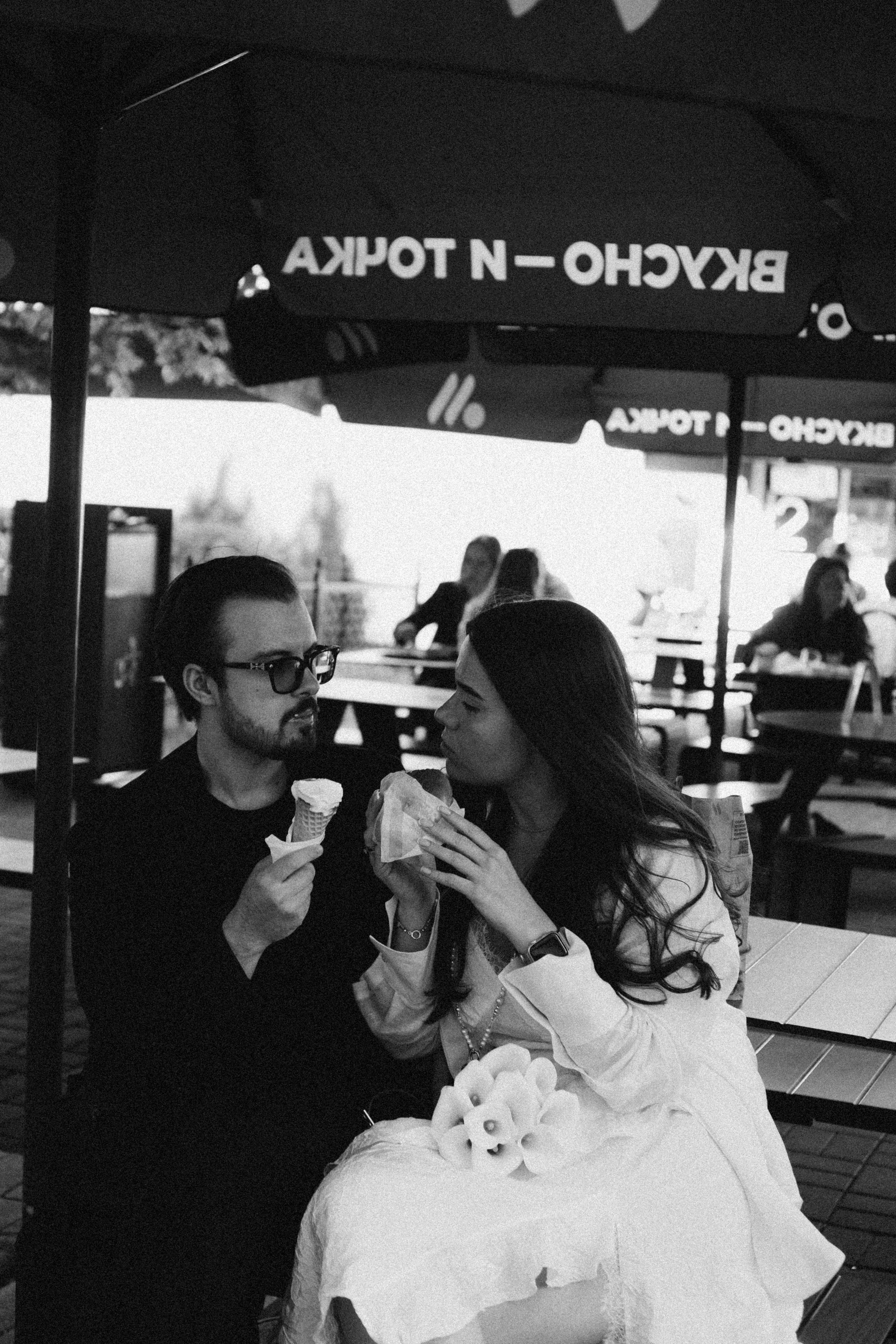 СВАДЕБНАЯ СЬЕМКА В ПАРКЕ ПОБЕДЫ И ПРОГУЛКА ПО МОСКОВСКОМУ ПРОСПЕКТУ. Профессиональный фотограф, Санкт-Петербург — Виктория Богомолова