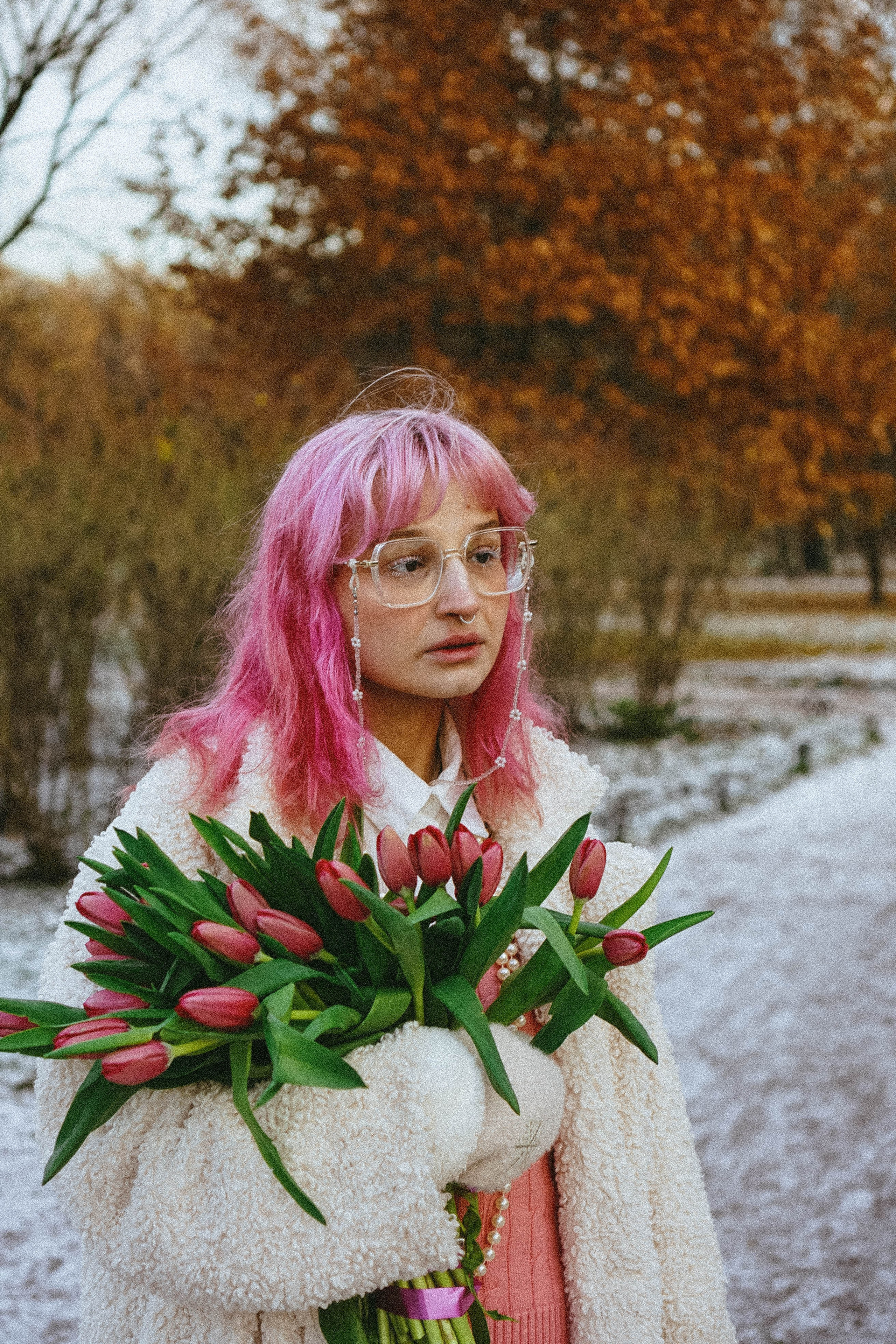 Прогулочная фотосессия с тюльпанами. Профессиональный фотограф, Санкт-Петербург — Виктория Богомолова