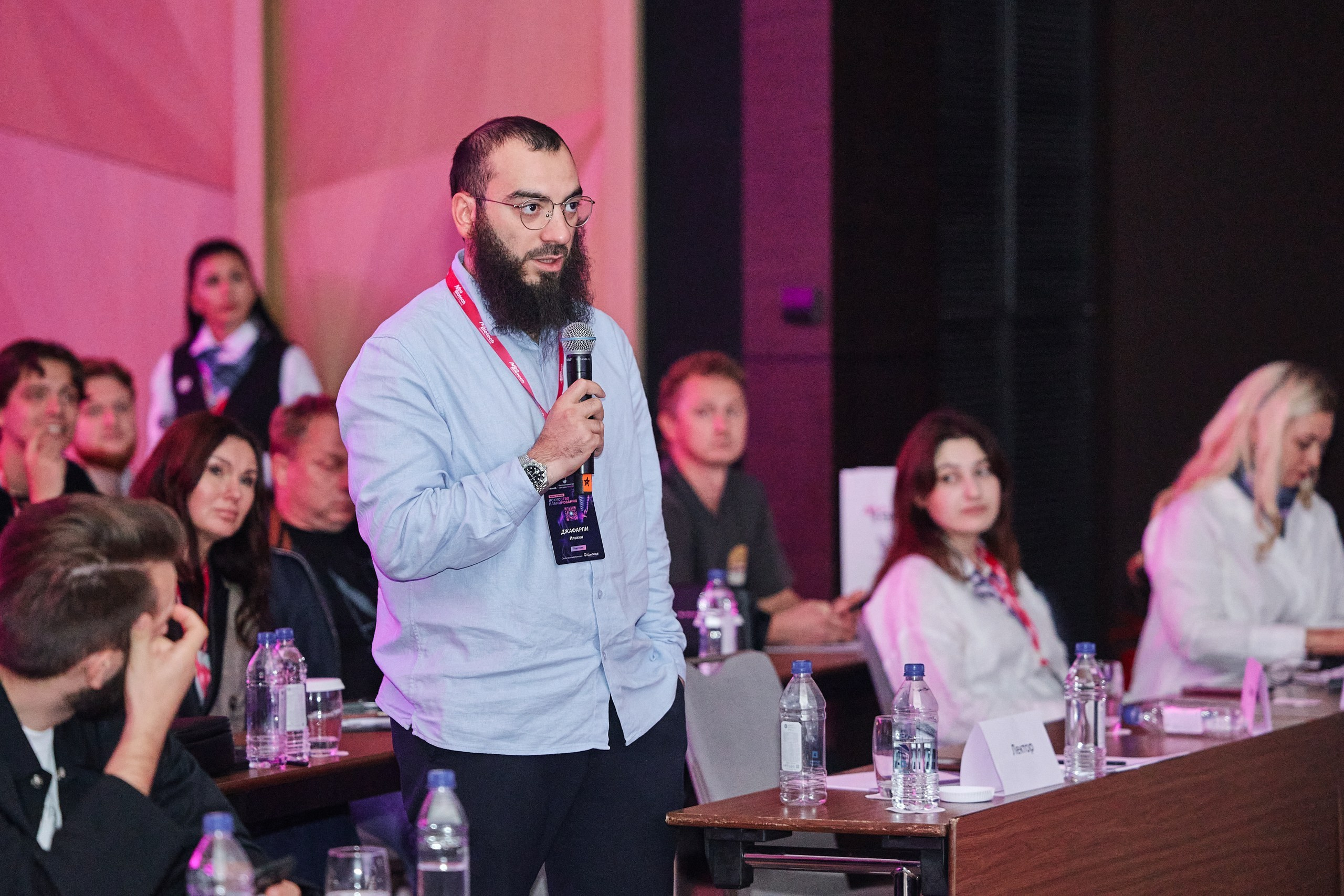 Конгресс имплантологов Neo Biotech 2025. Антон Артюшин, портретный фотограф. Москва