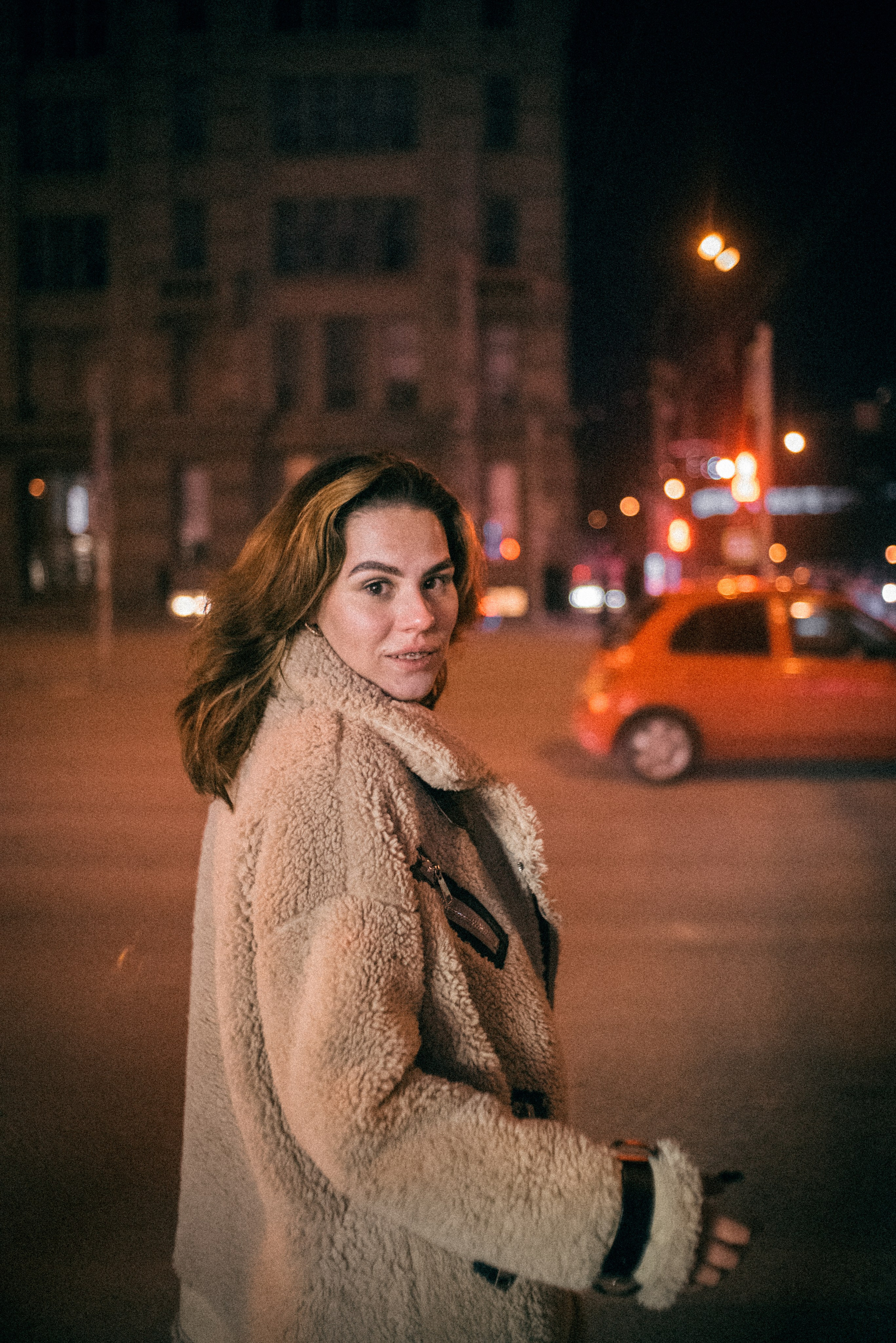 Маша, прогулочная съёмка. Фотограф в Новосибирске Полина Колмачевская