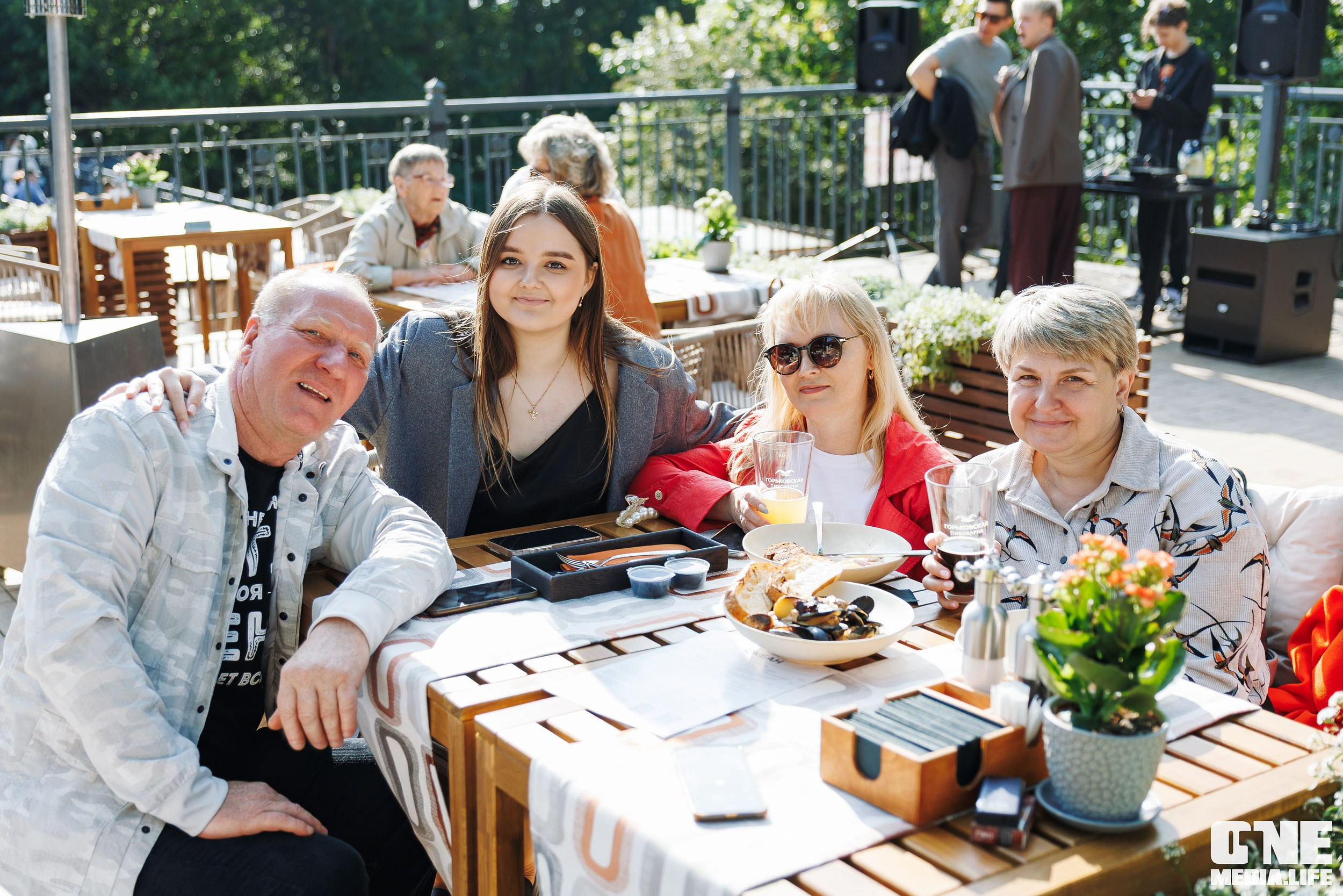 Фоторепортаж из ресторана Океан в Светлогорске. One Media Life: фоторепортажи, фотоотчеты с мероприятий и заведений