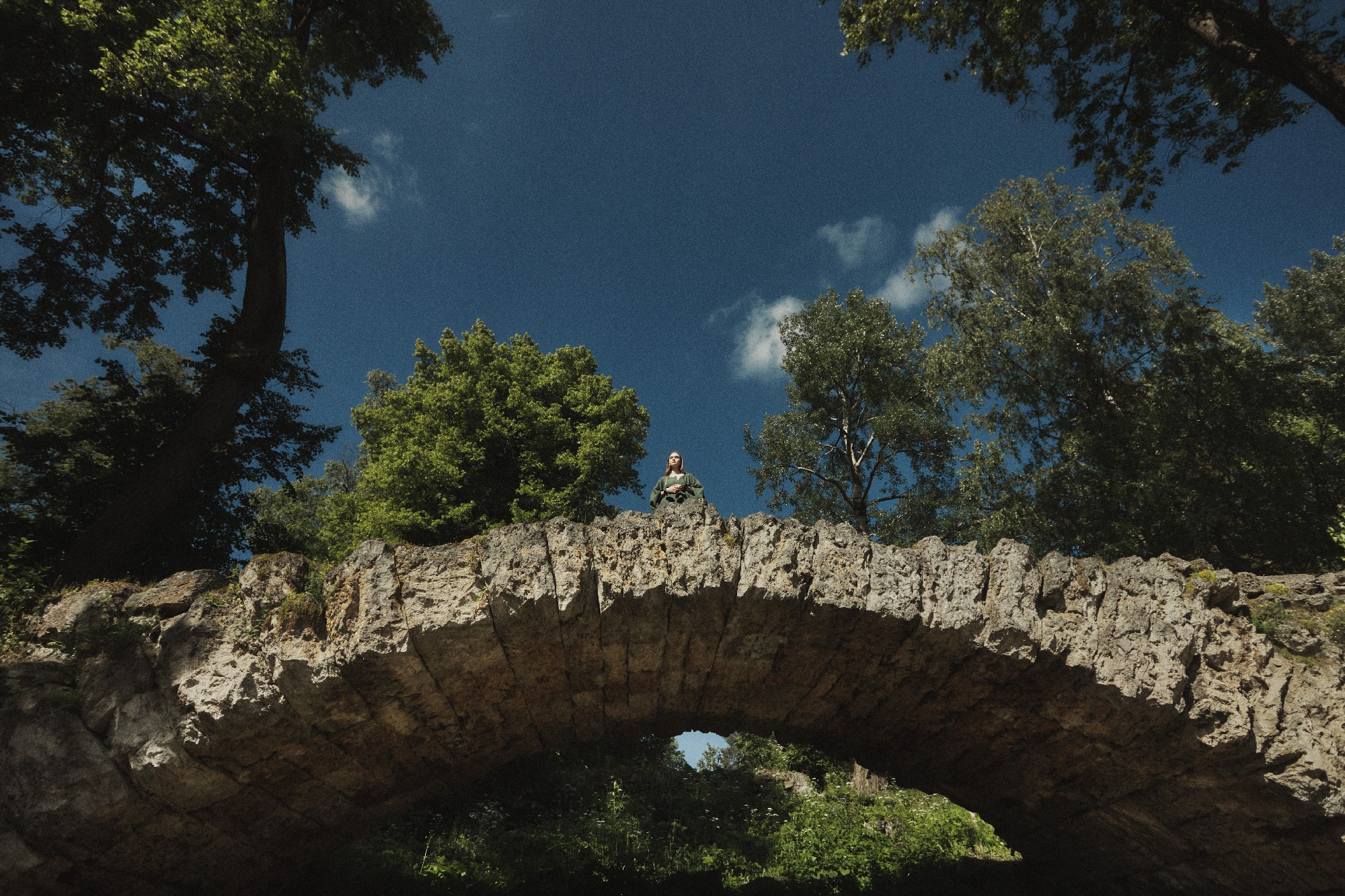 Портретная съёмка СИНИОКО в Павловске с Надеждой из ARLETTE MANAGEMENT. Одежда из Санкт-Петербурга СИНИОКО