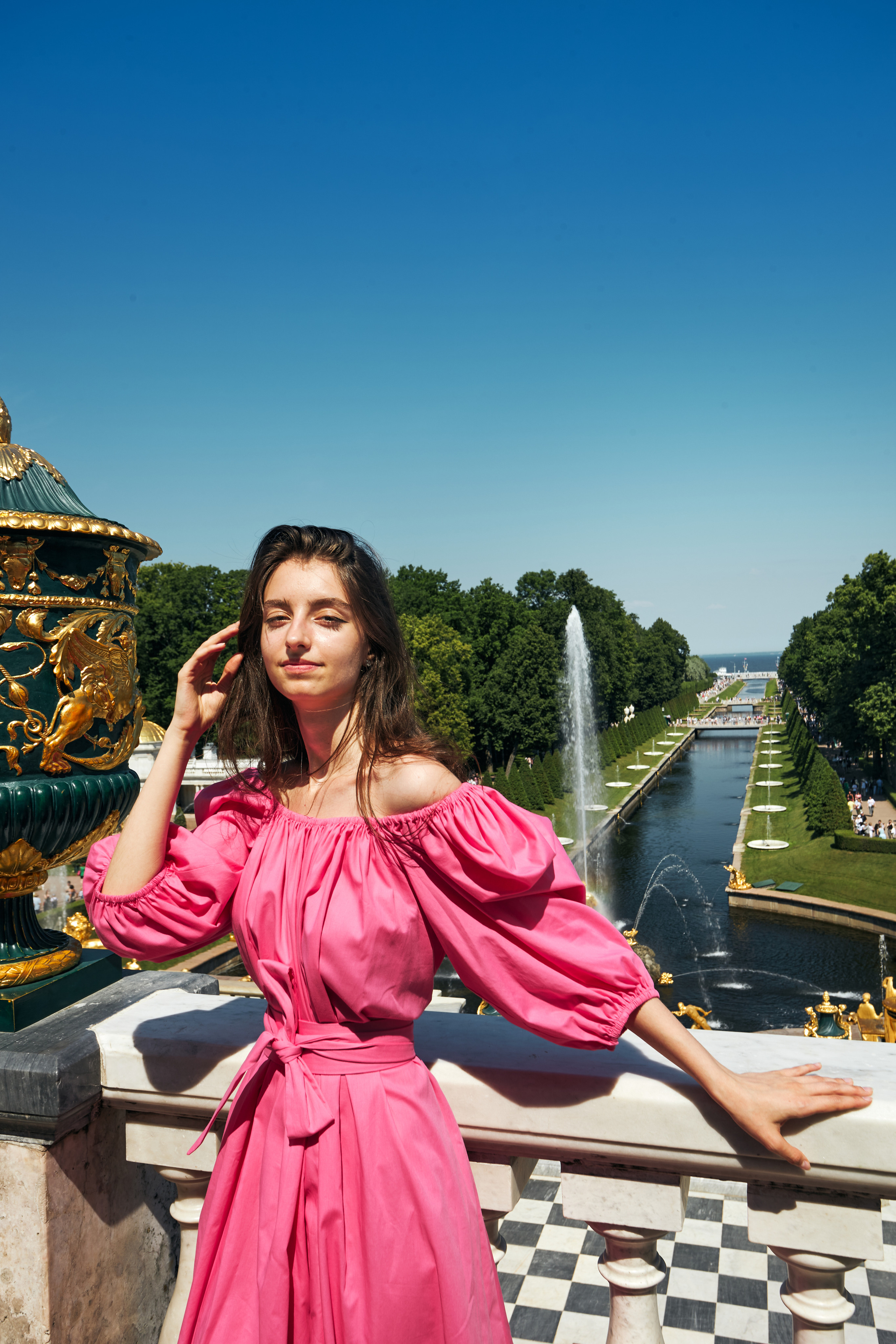 День в Петергофе. Одежда из Санкт-Петербурга СИНИОКО