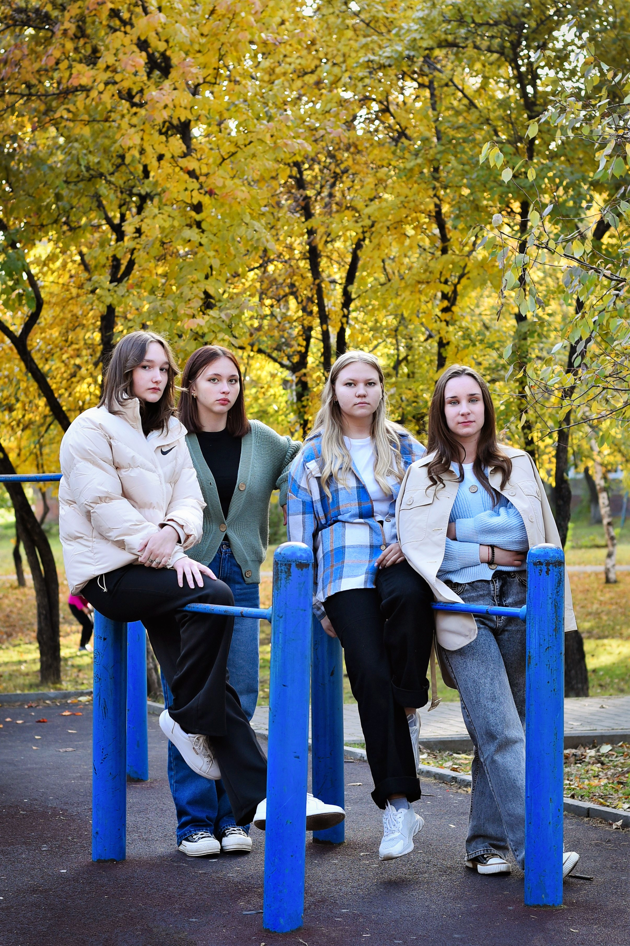 ФОТОСЕССИЯ В ПАРКЕ осень. Школьный фотограф ЛАРИСА МАТВЕЕНКО