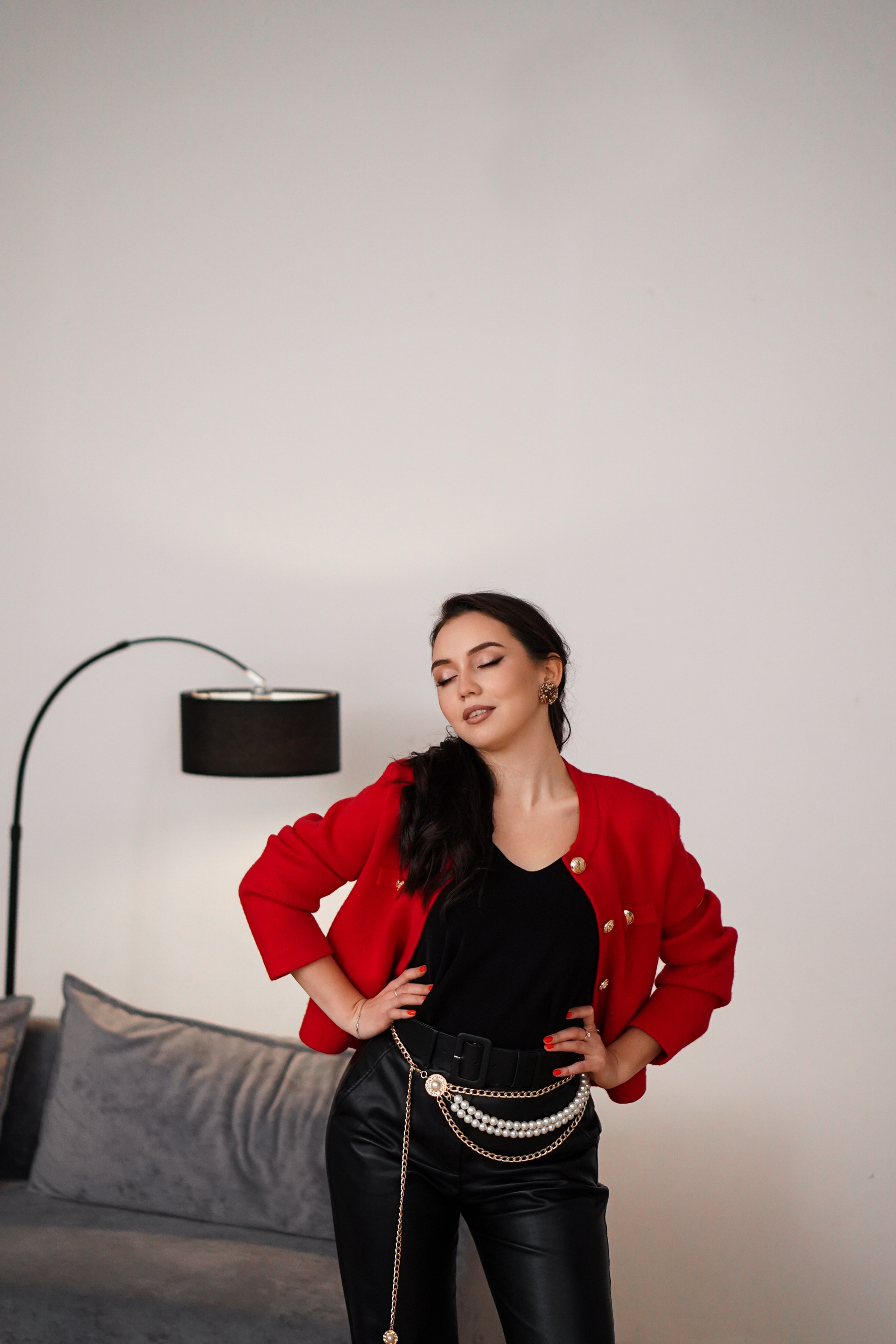 Контент съемка для эксперта по недвижимости Ксении. Контент фотограф Санкт-Петербург Богодухова Лариса