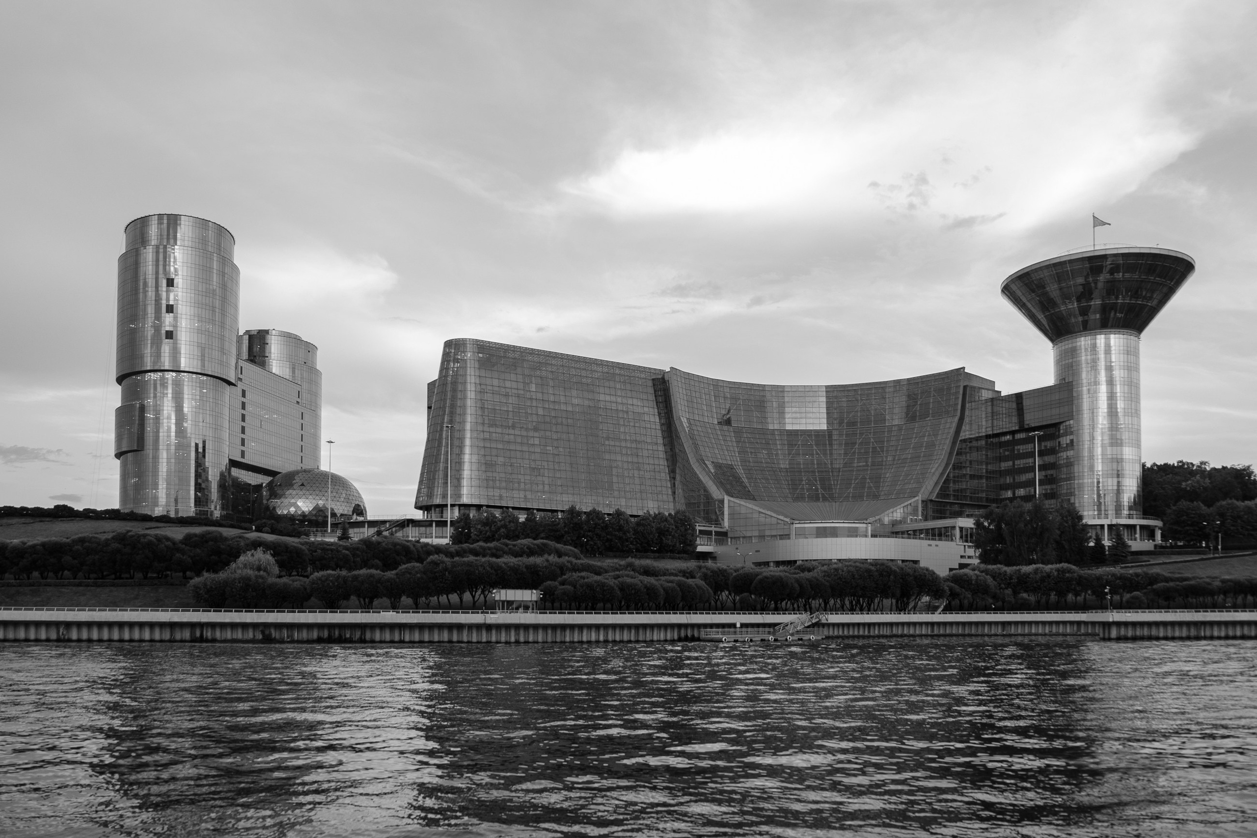 Крокус Сити+Павшинская пойма. Алексей Никифоров свадебный и семейный фотограф Москва, Химки