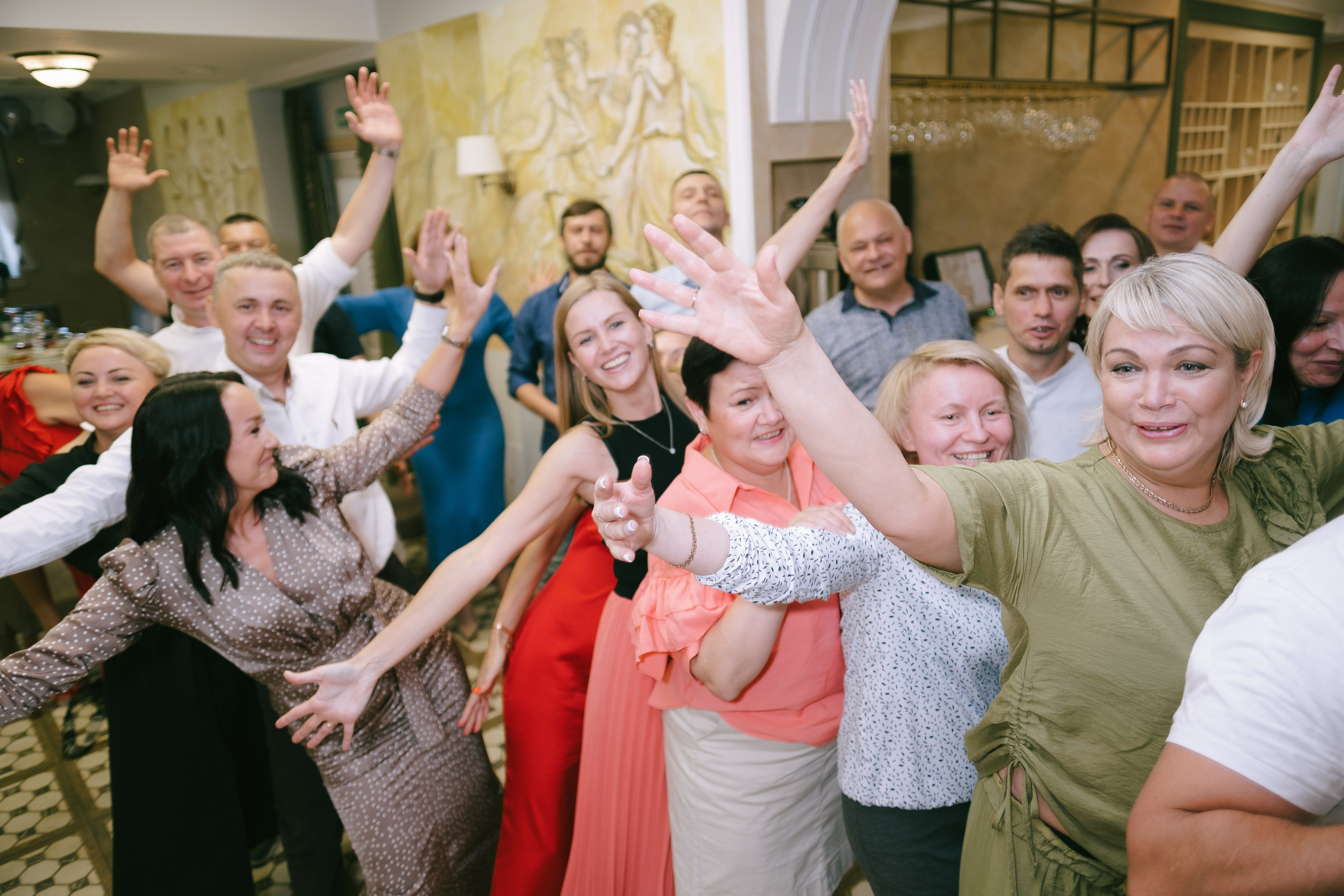 Выпускной школа 33. Свадебный и репортажной фотограф Денис Ожигин в Краснодаре и Краснодарском крае