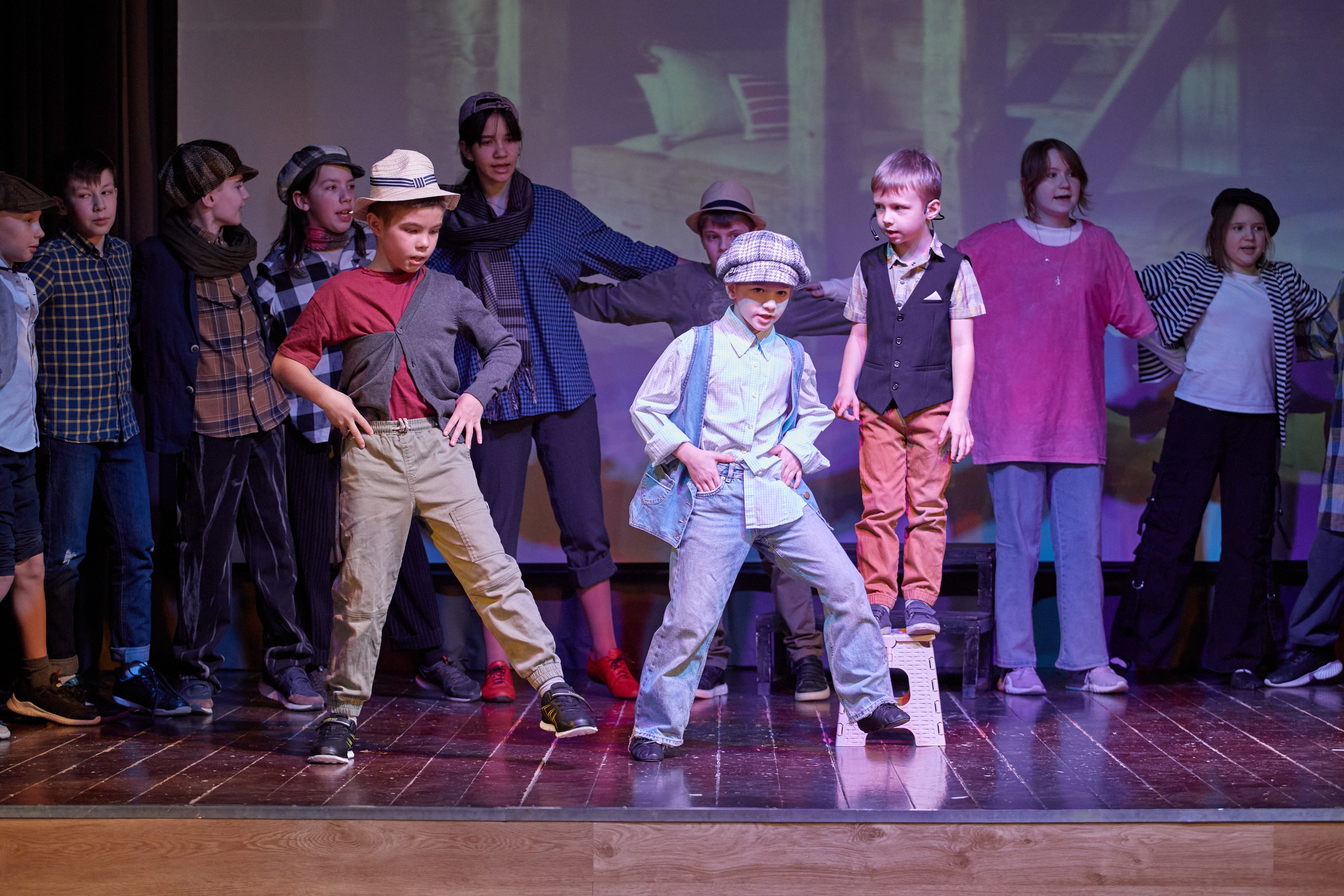 Школьный концерт. Предметный и контентный фотограф в Москве Курочкина Оксана