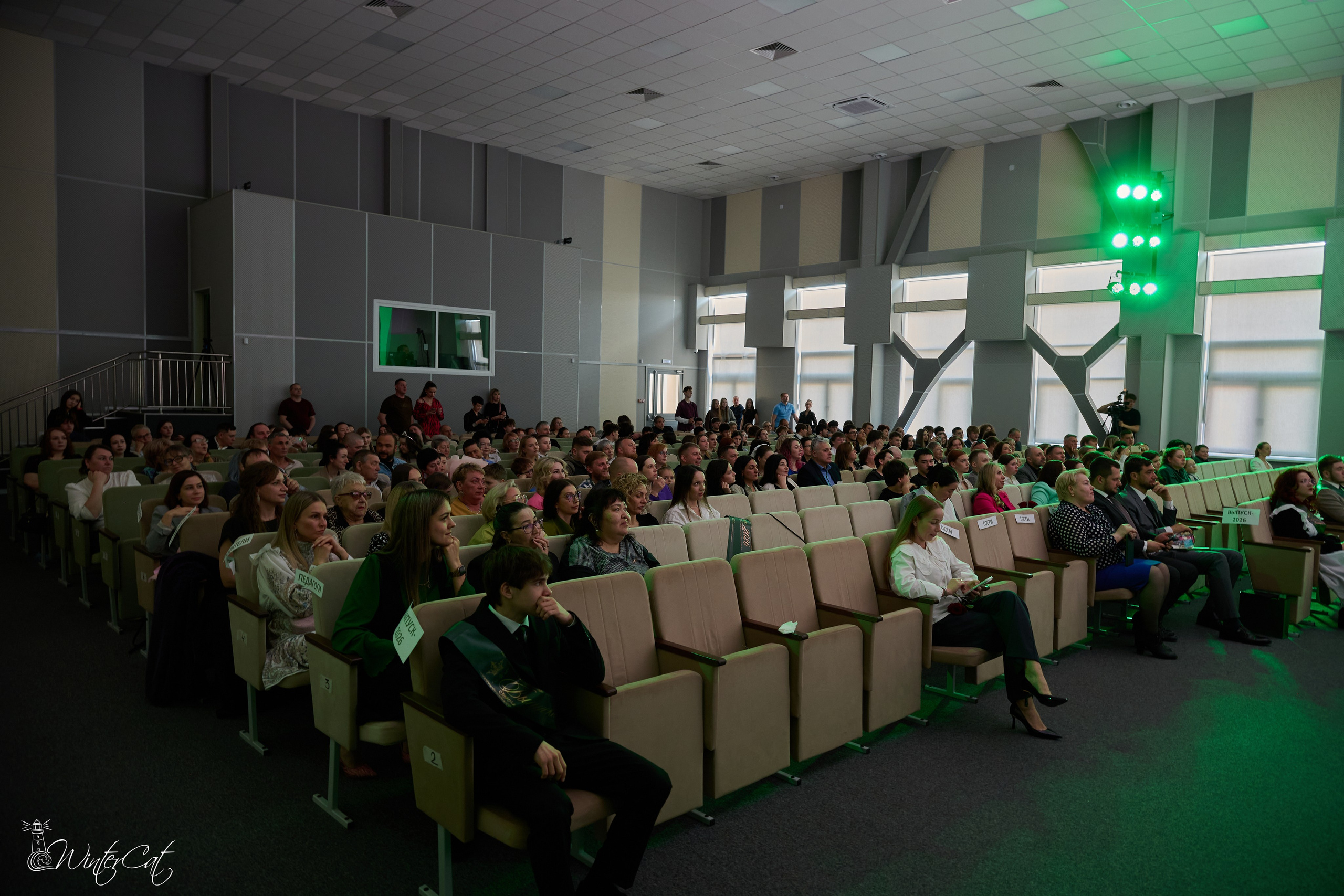 Первый Выпуск Инженерной школы (2026). Портретный и репортажный фотограф в Магадане Андрей Нефедов WinterCatPhoto