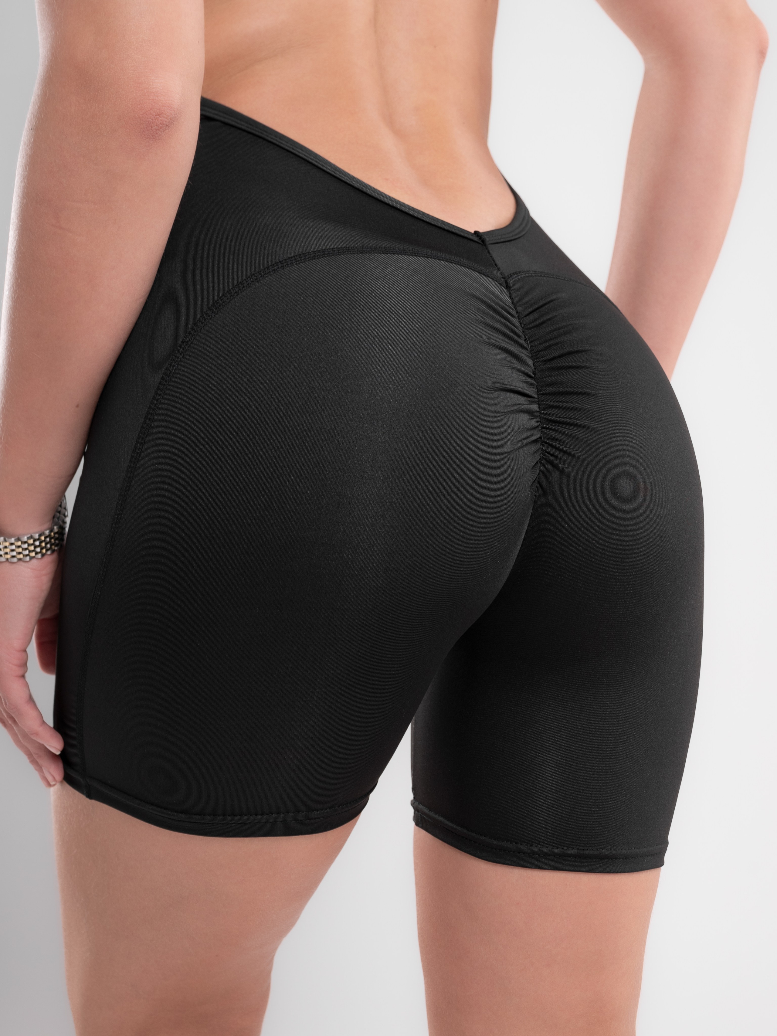 Спортивный комбинезон. Предметный фотограф, фото для маркетплейсов Пятигорск, КМВ