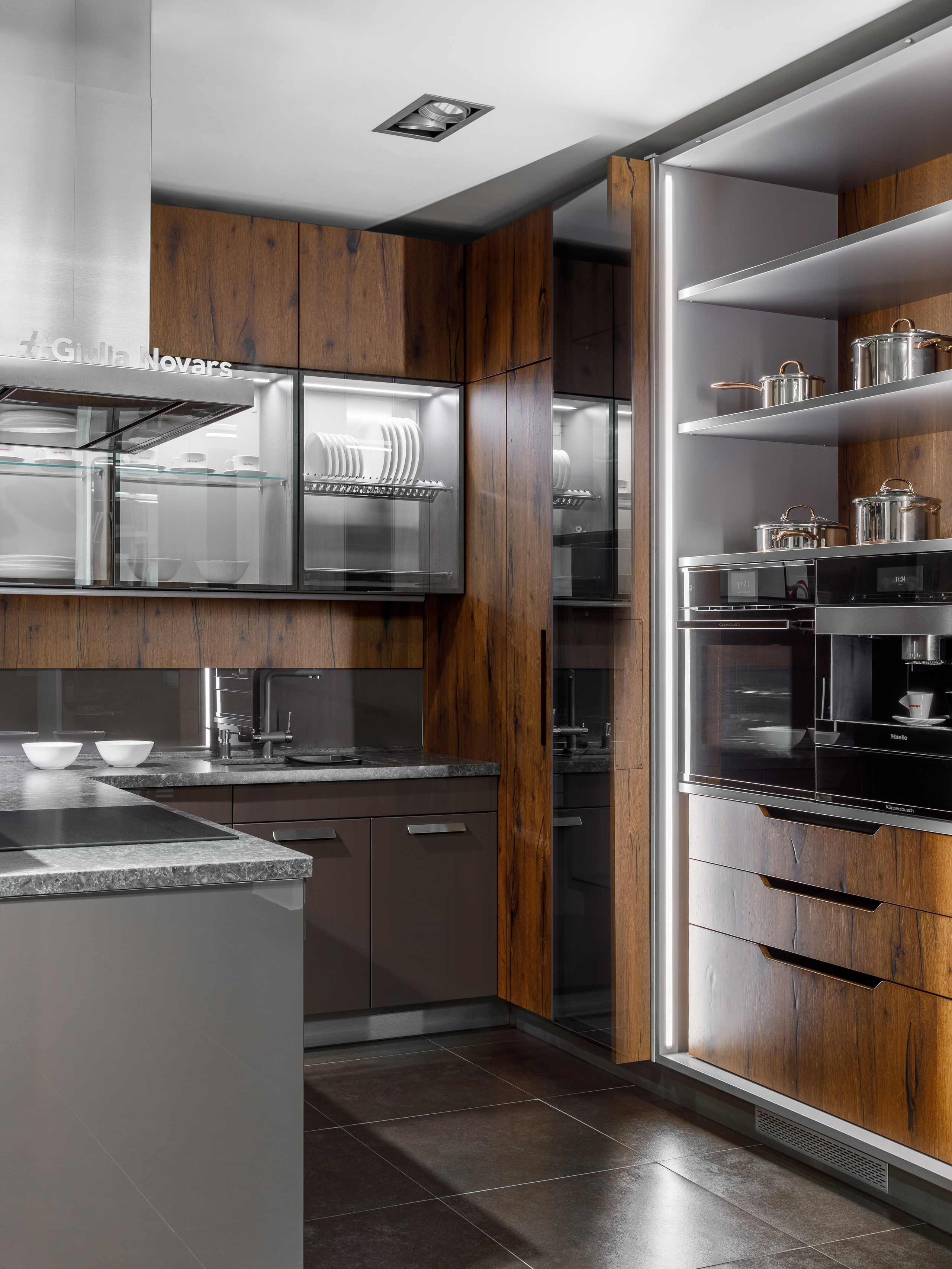 САЛОН GIULIA NOVARS В САМАРЕ. Интерьерный фотограф Дима Птицын и стилист Дарья Копылова