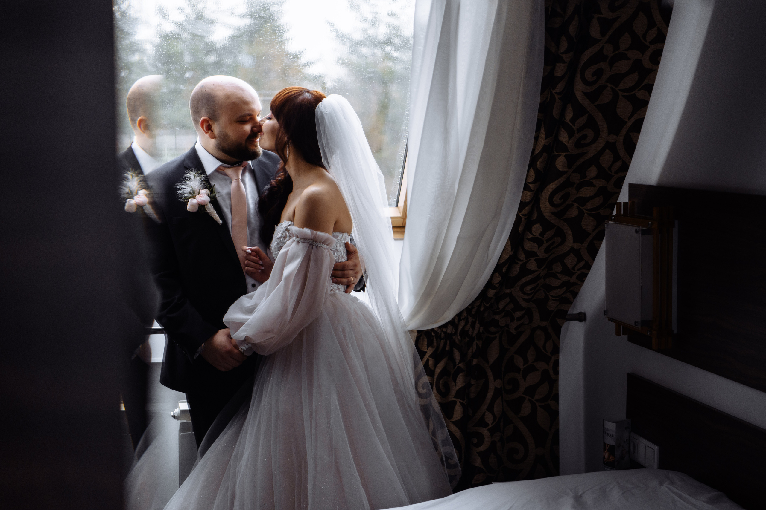 Свадебная фотосессия и банкет в ресторане Скрудж, Президент отель. Свадебный и семейный фотограф в Уфе | Винс Константин | Фотопроекты