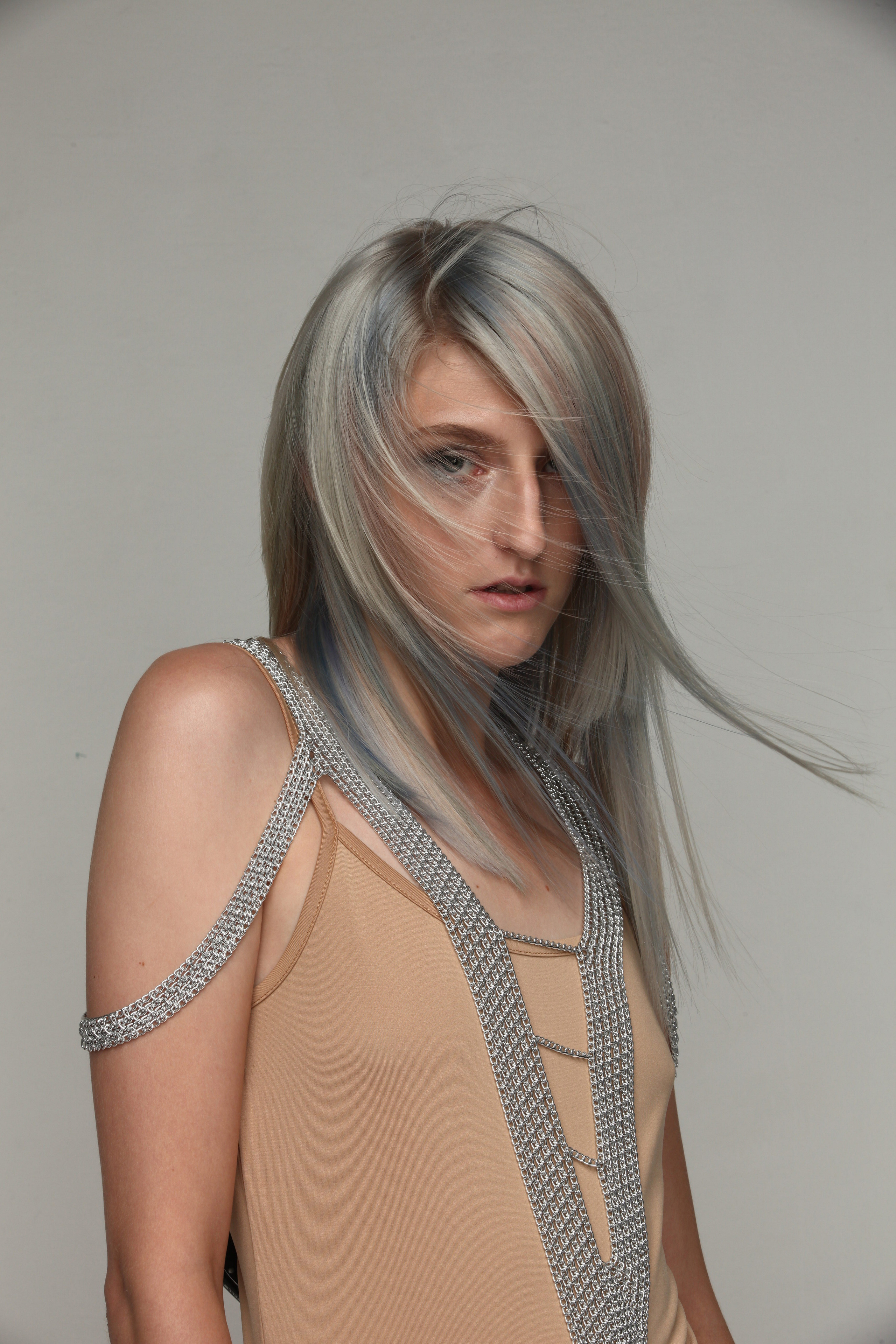 глянцевая коммерческая обработка меняет снимок до неузнаваемости фото Владимир Лёвин