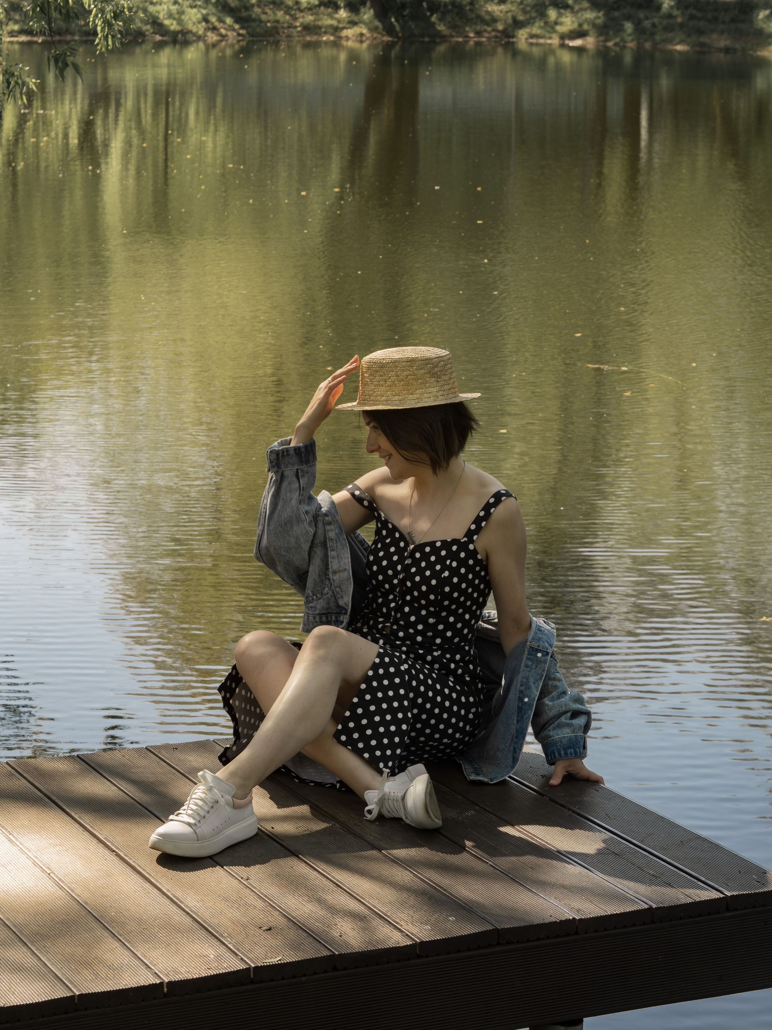 Женский портрет на природе. Семейный видеограф и фотограф