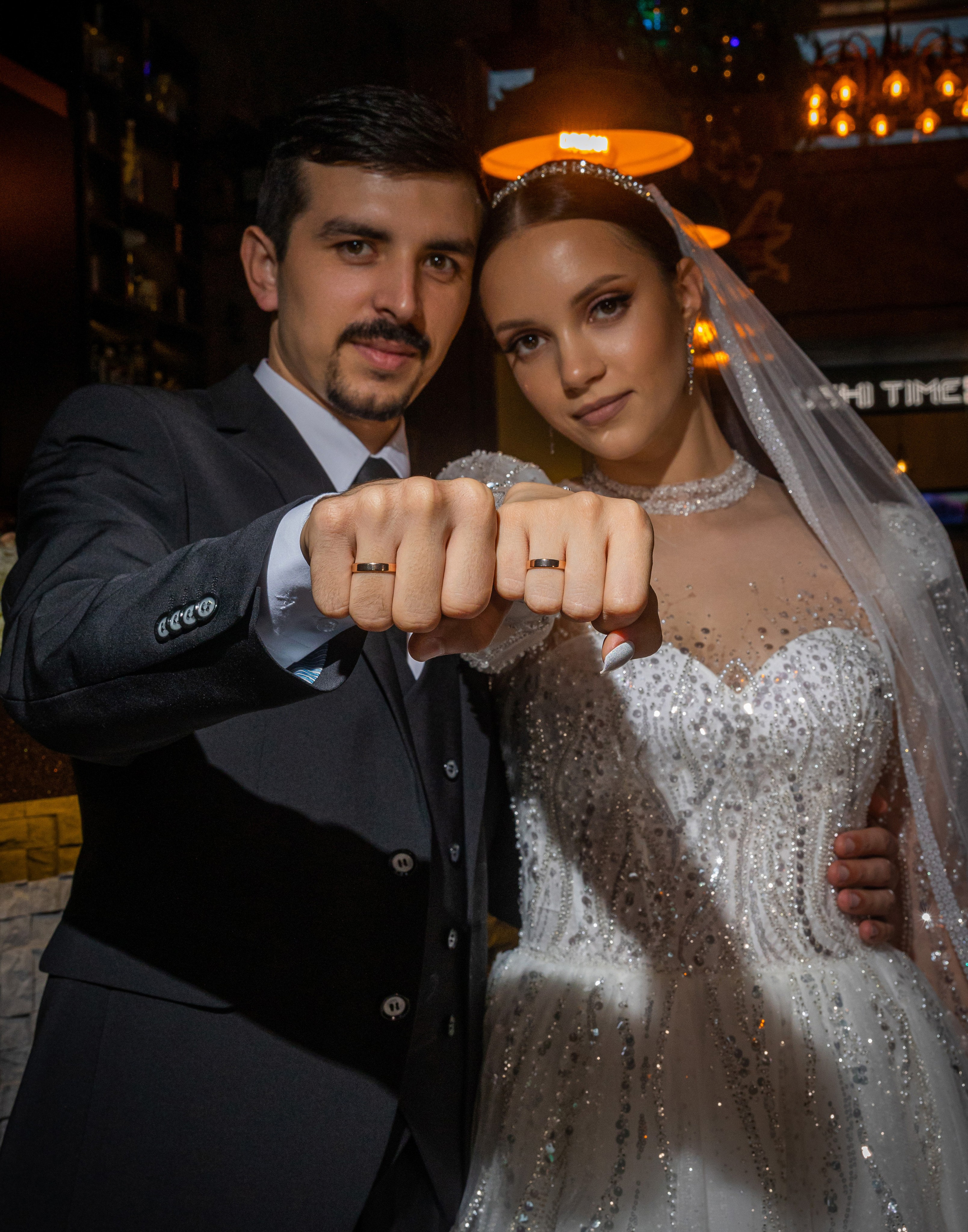 Заур и Валерия. Фотограф Петров Александр Свадьбы, Съемка в студии, Выпускные альбомы г. Балашов