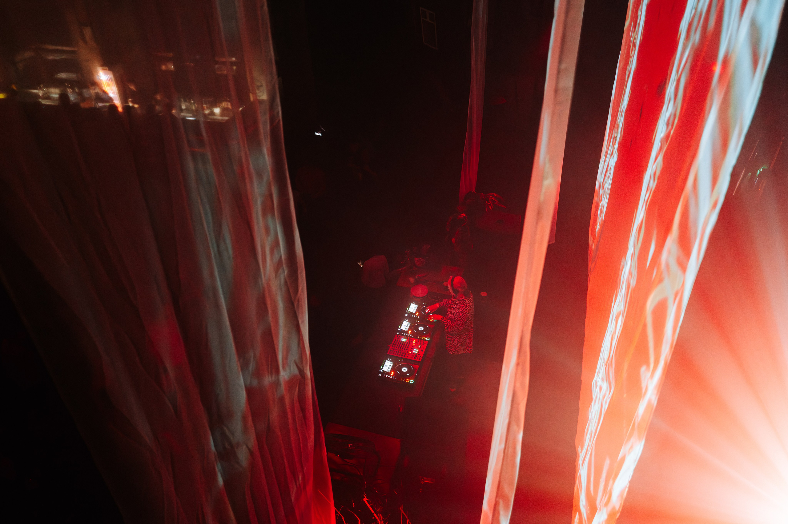 SHIFT, SUBSPACE. @tomrus: Рустам Шагиморданов — фотограф